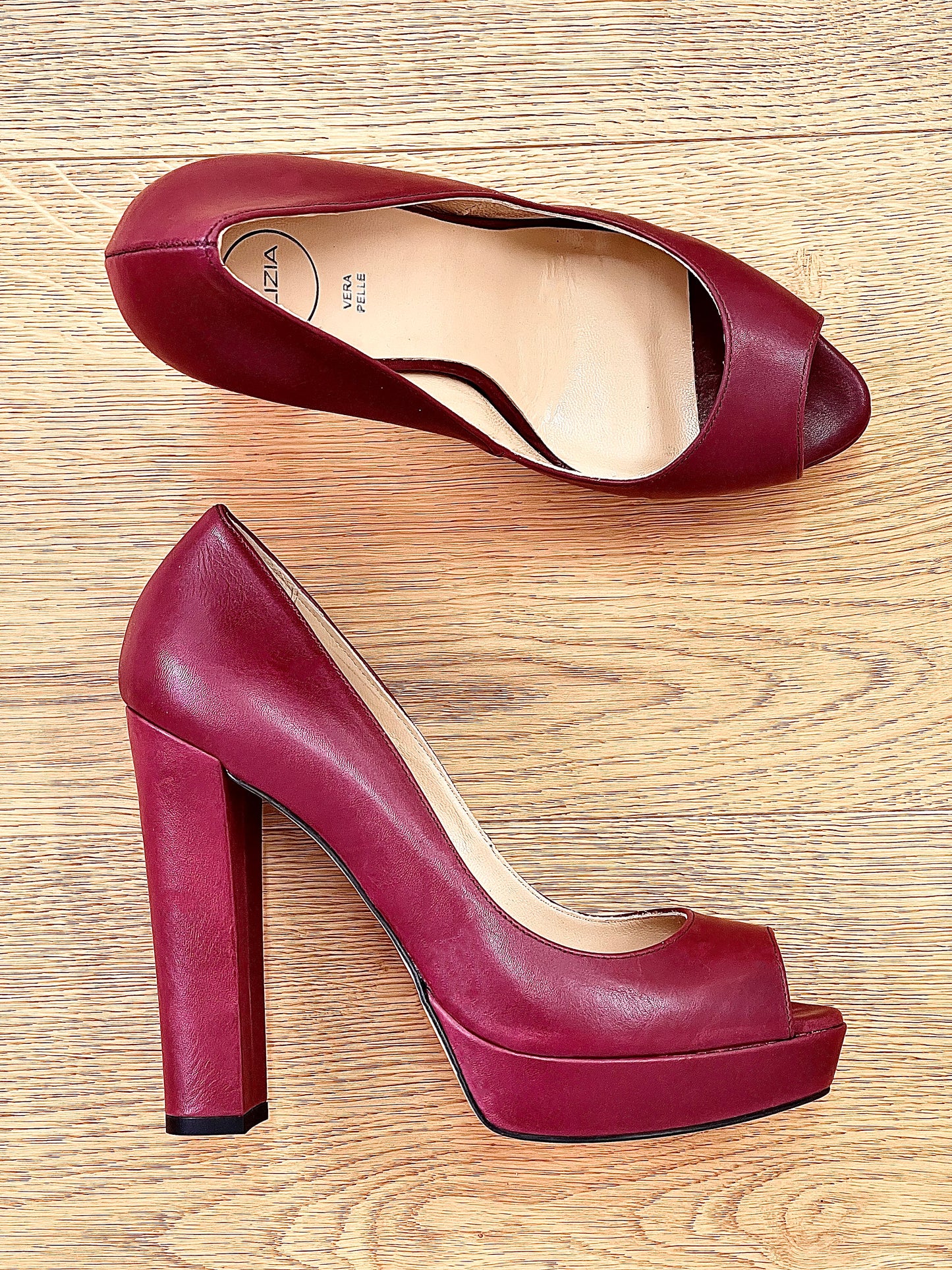 BETA BURGUNDY LEATHER