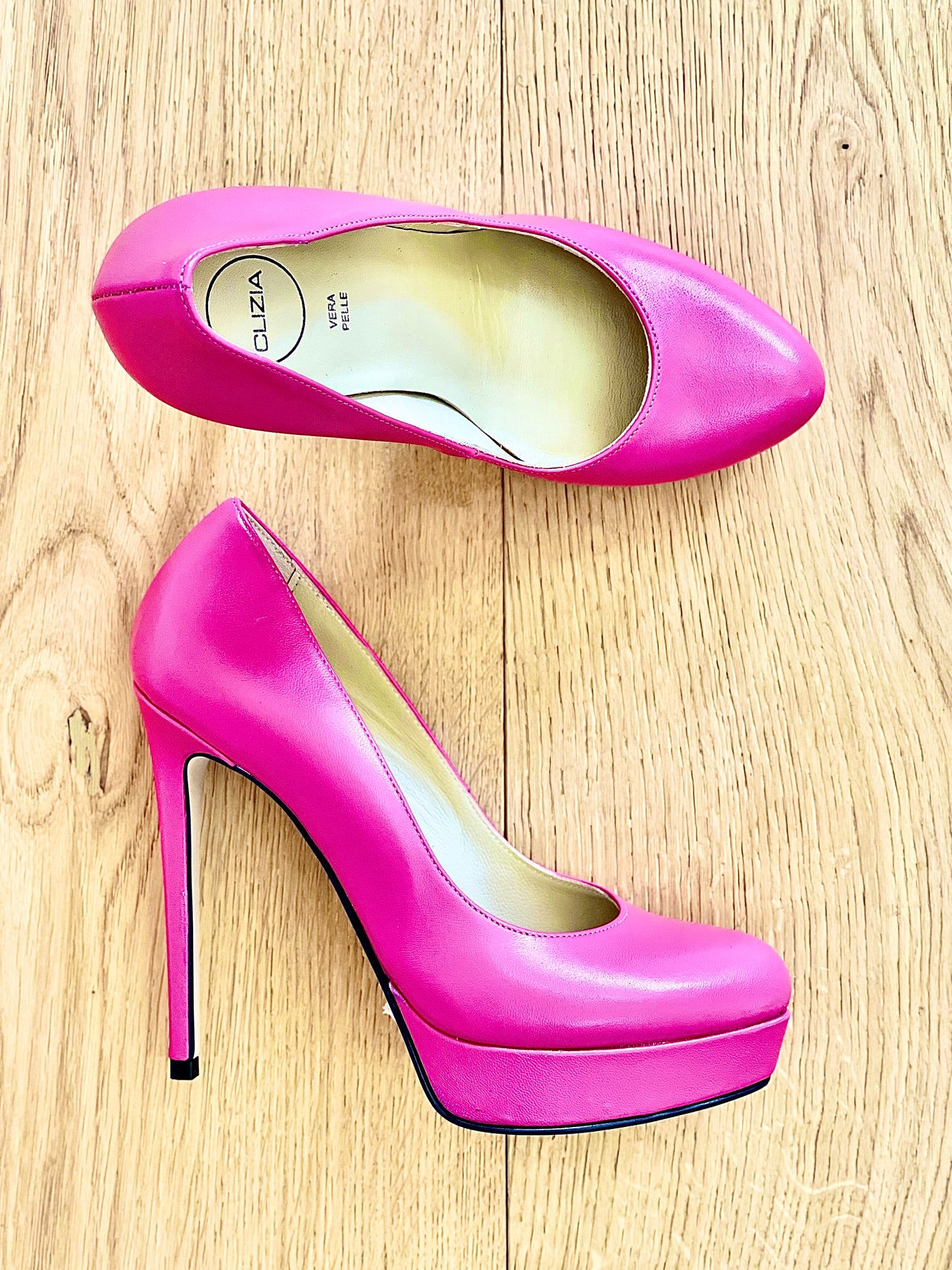 EVEN FUCHSIA LEATHER