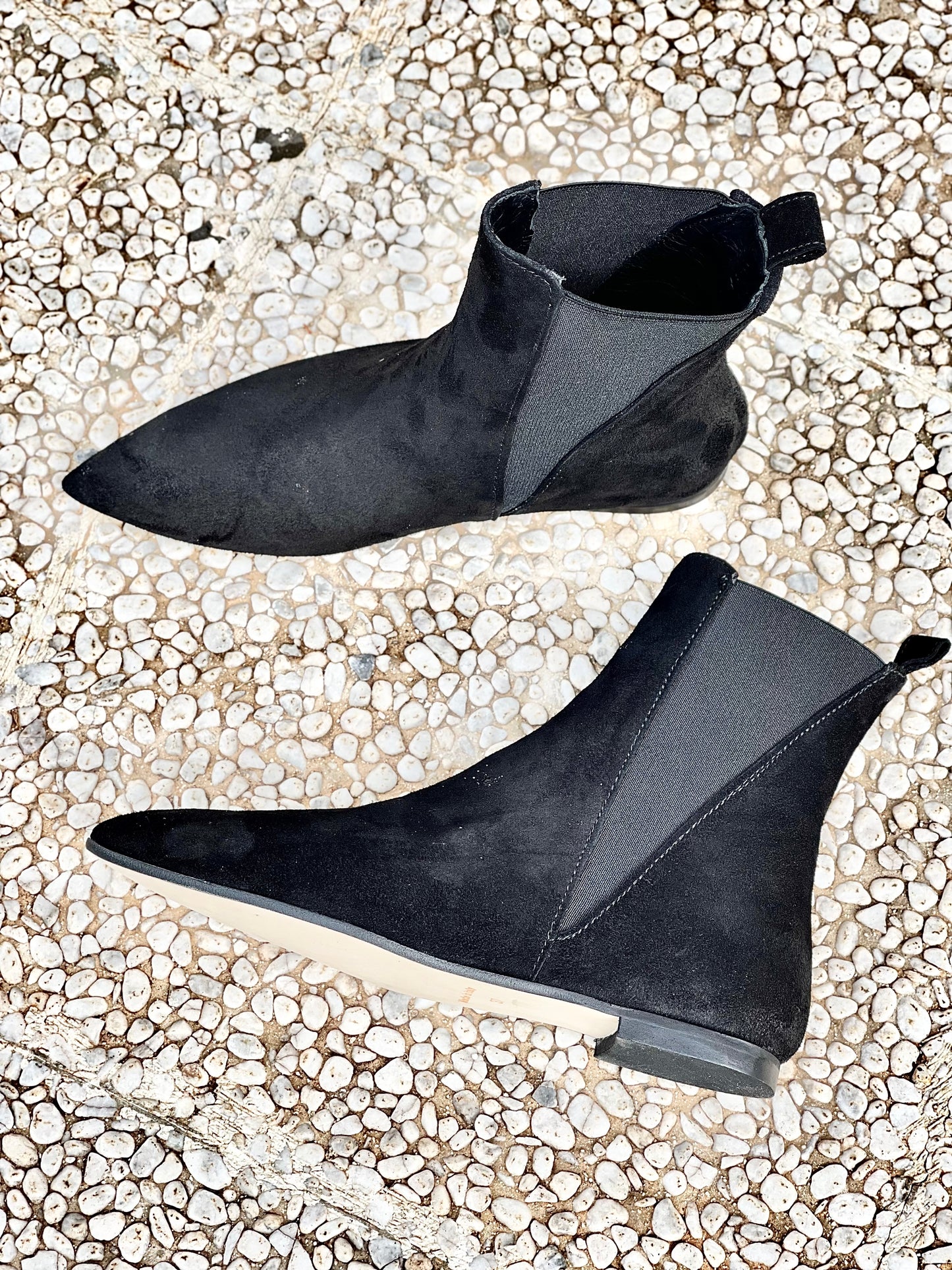 ALEX BLACK SUEDE