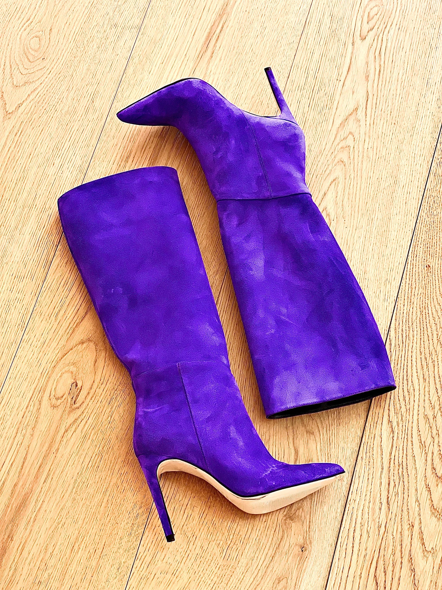 MAYA PURPLE SUEDE