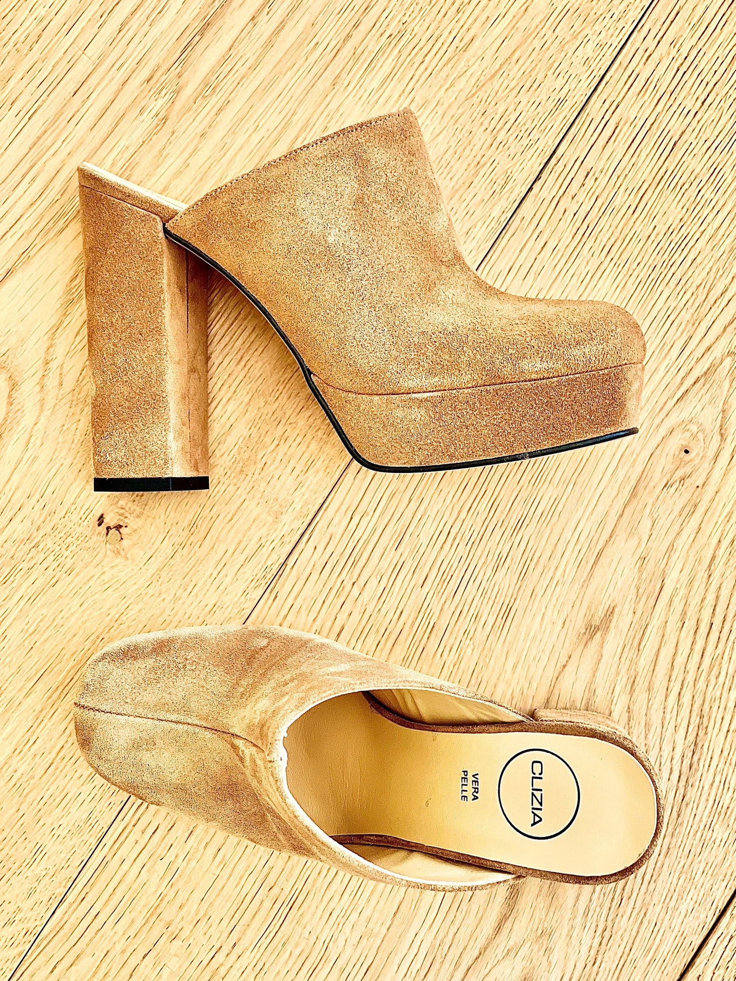 ELVIRA SUEDE LEATHER