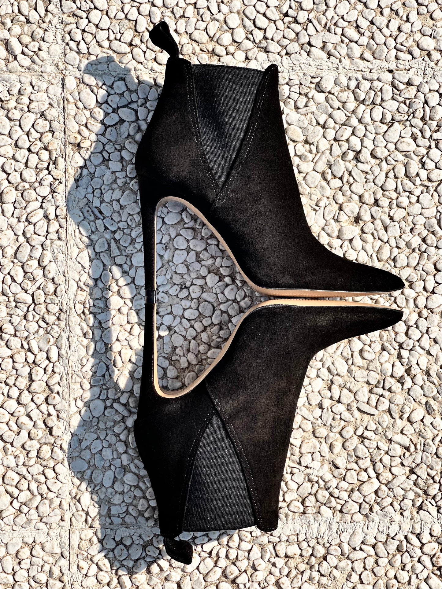 GRETA BLACK SUEDE