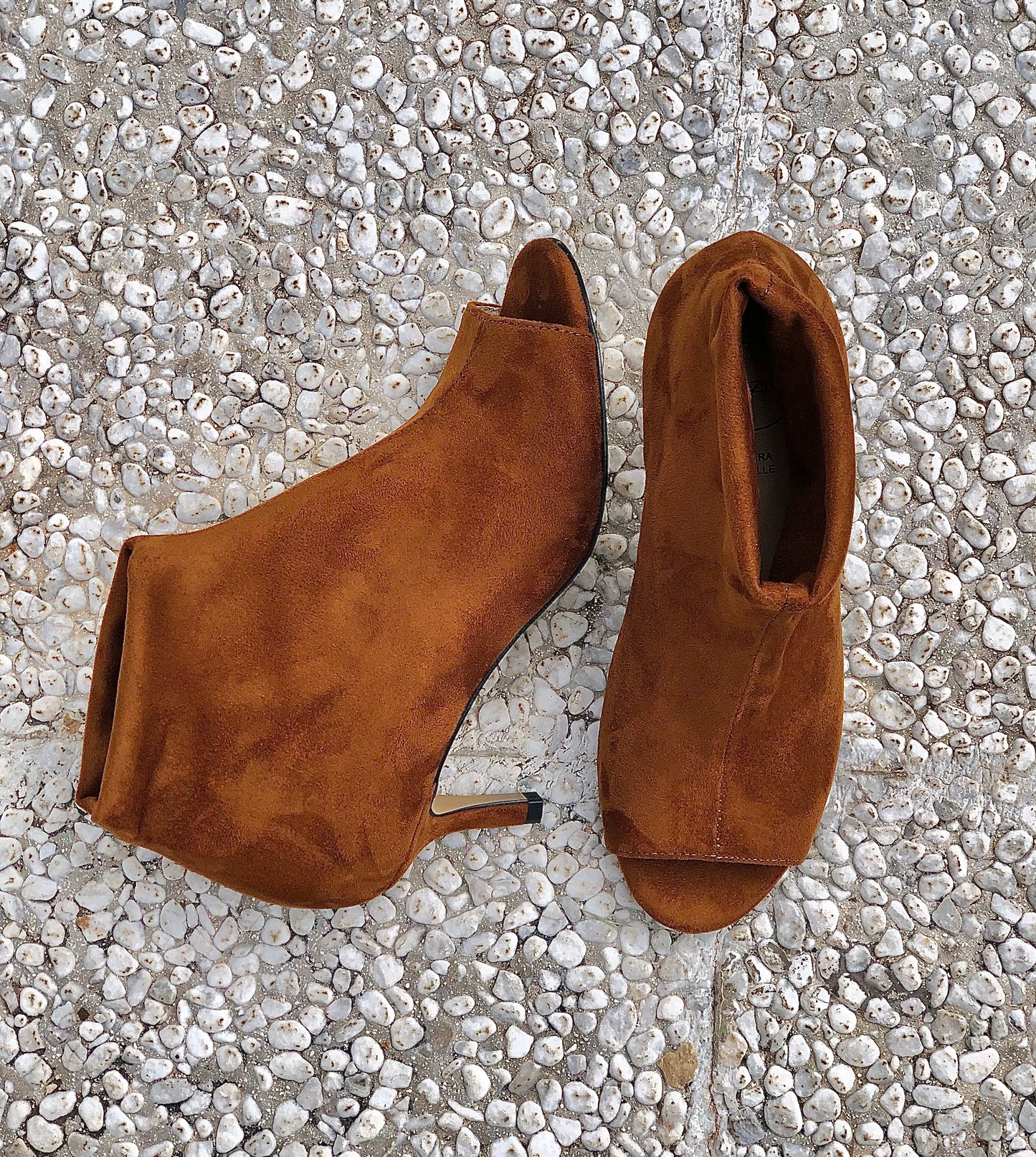 INGRID SUEDE LEATHER