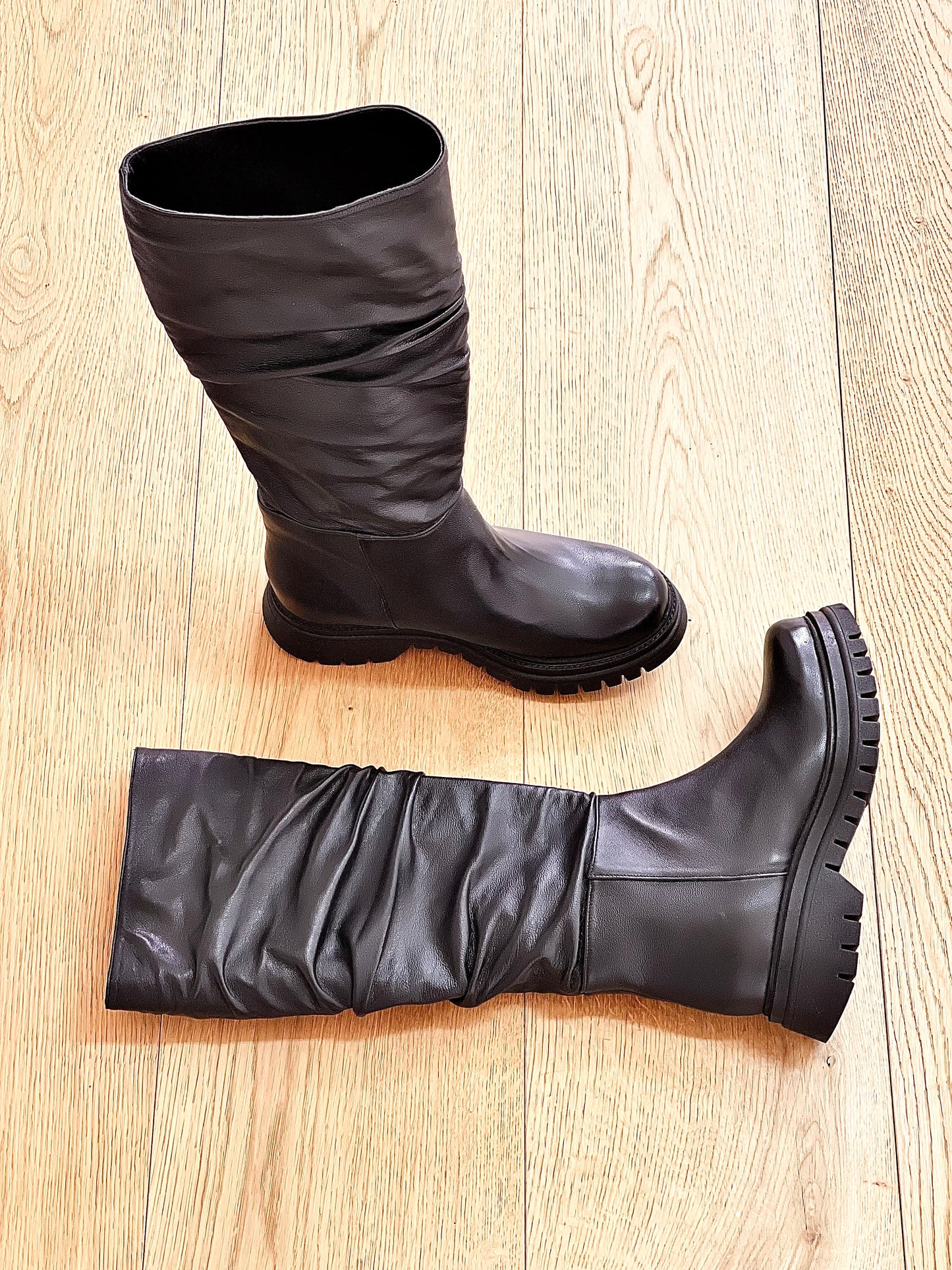 MORGAN LEATHER BLACK
