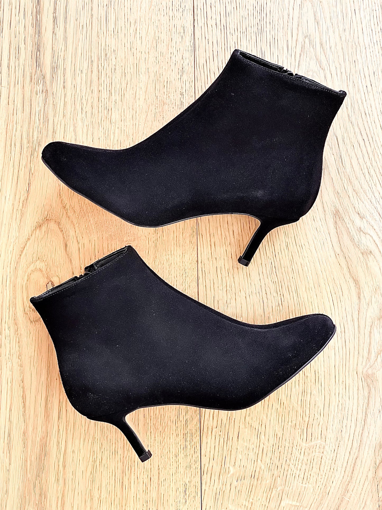 HEDO BLACK SUEDE