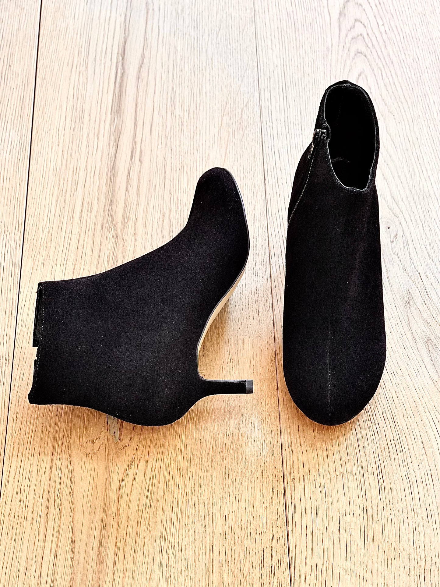 HEDO BLACK SUEDE