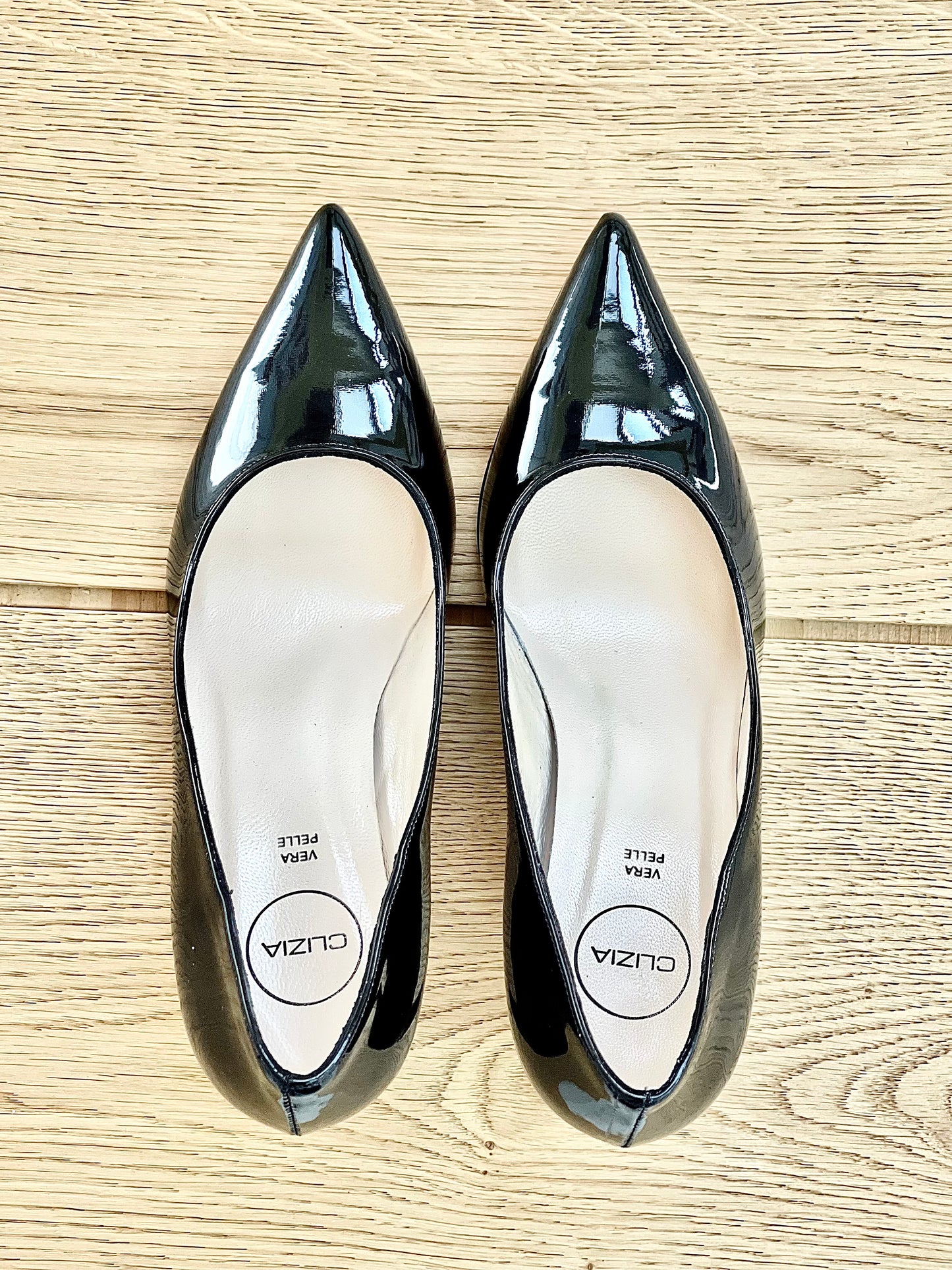 ISA BLACK PATENT LEATHER