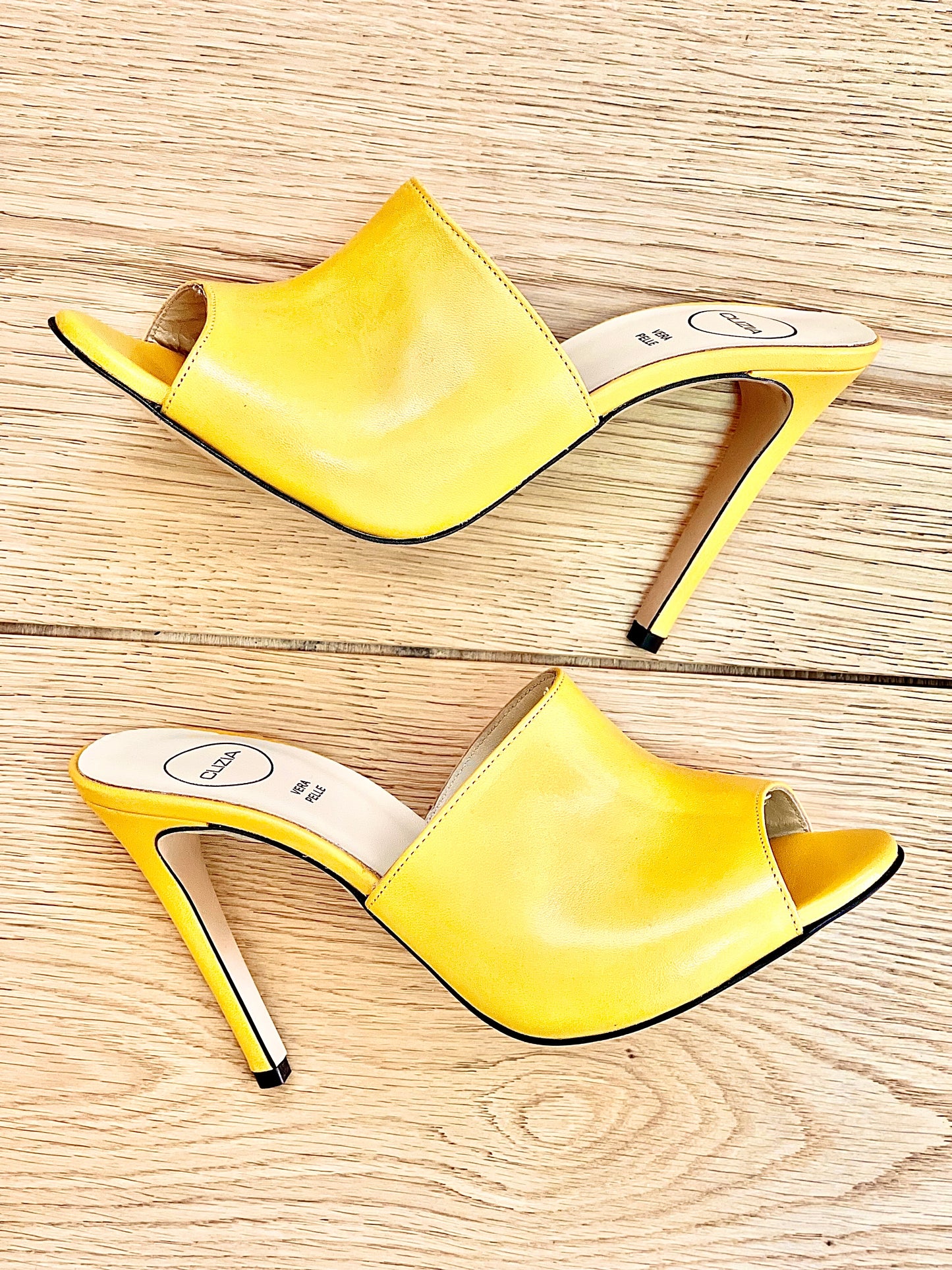 CARLITA YELLOW