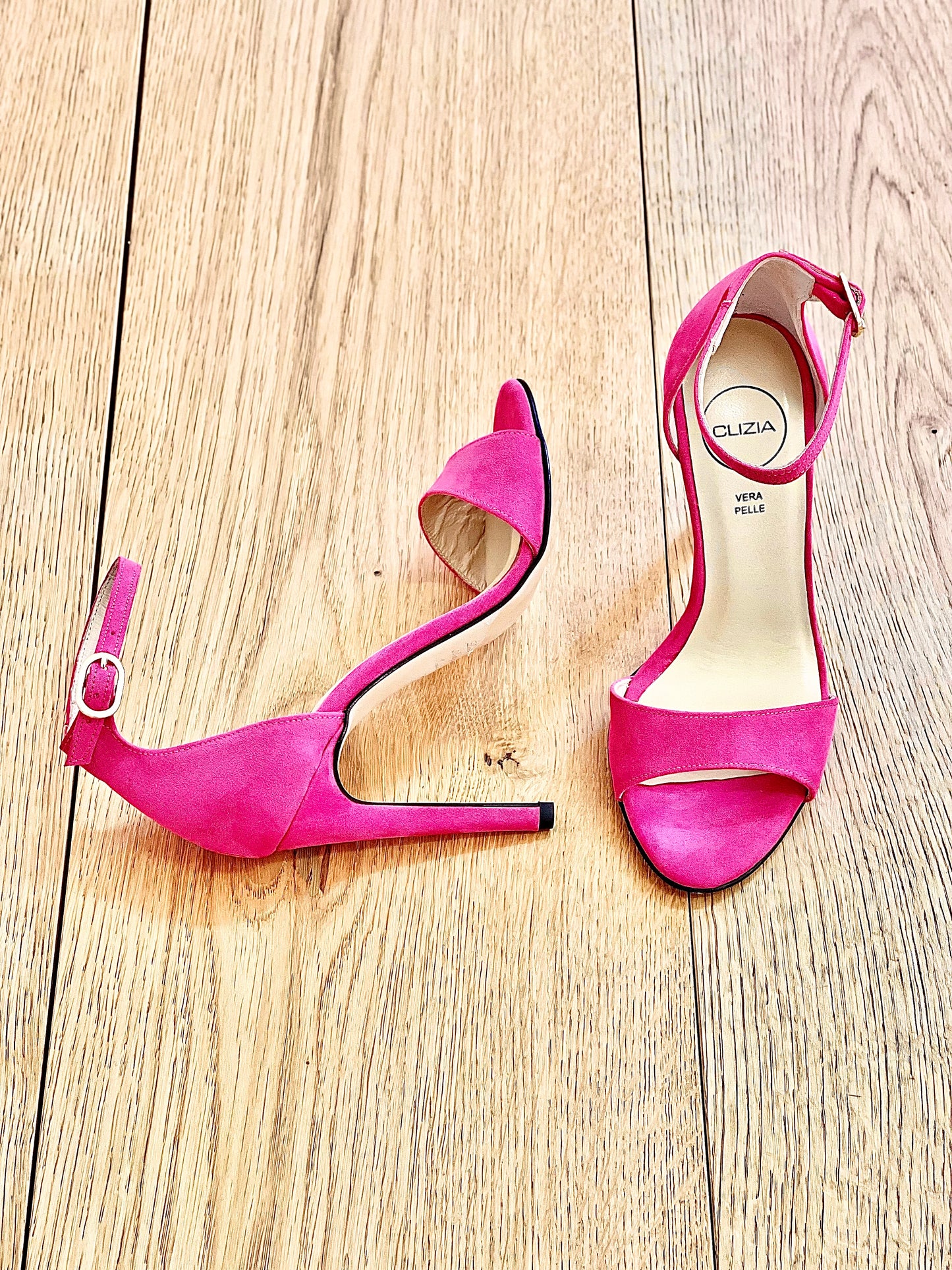 DANA SUEDE FUCHSIA
