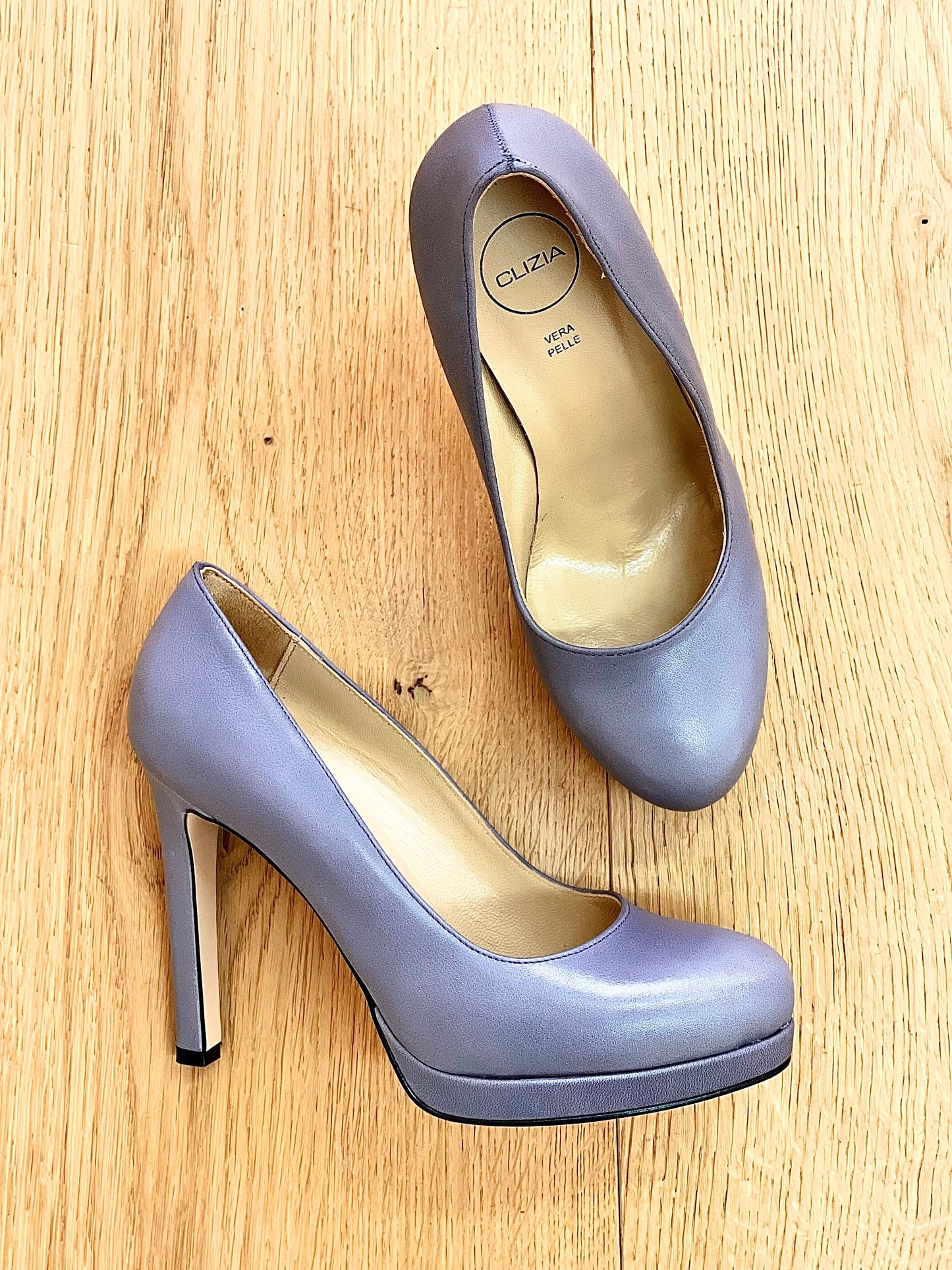 ANNA LEATHER GRAY