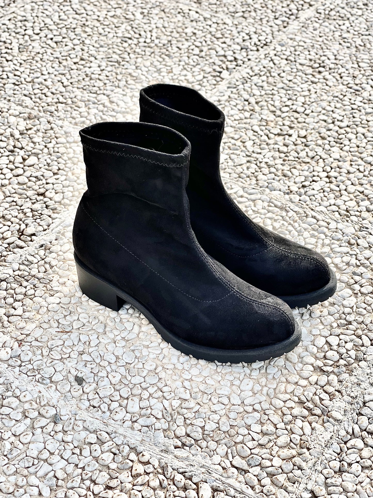 HECTOR BLACK SUEDE
