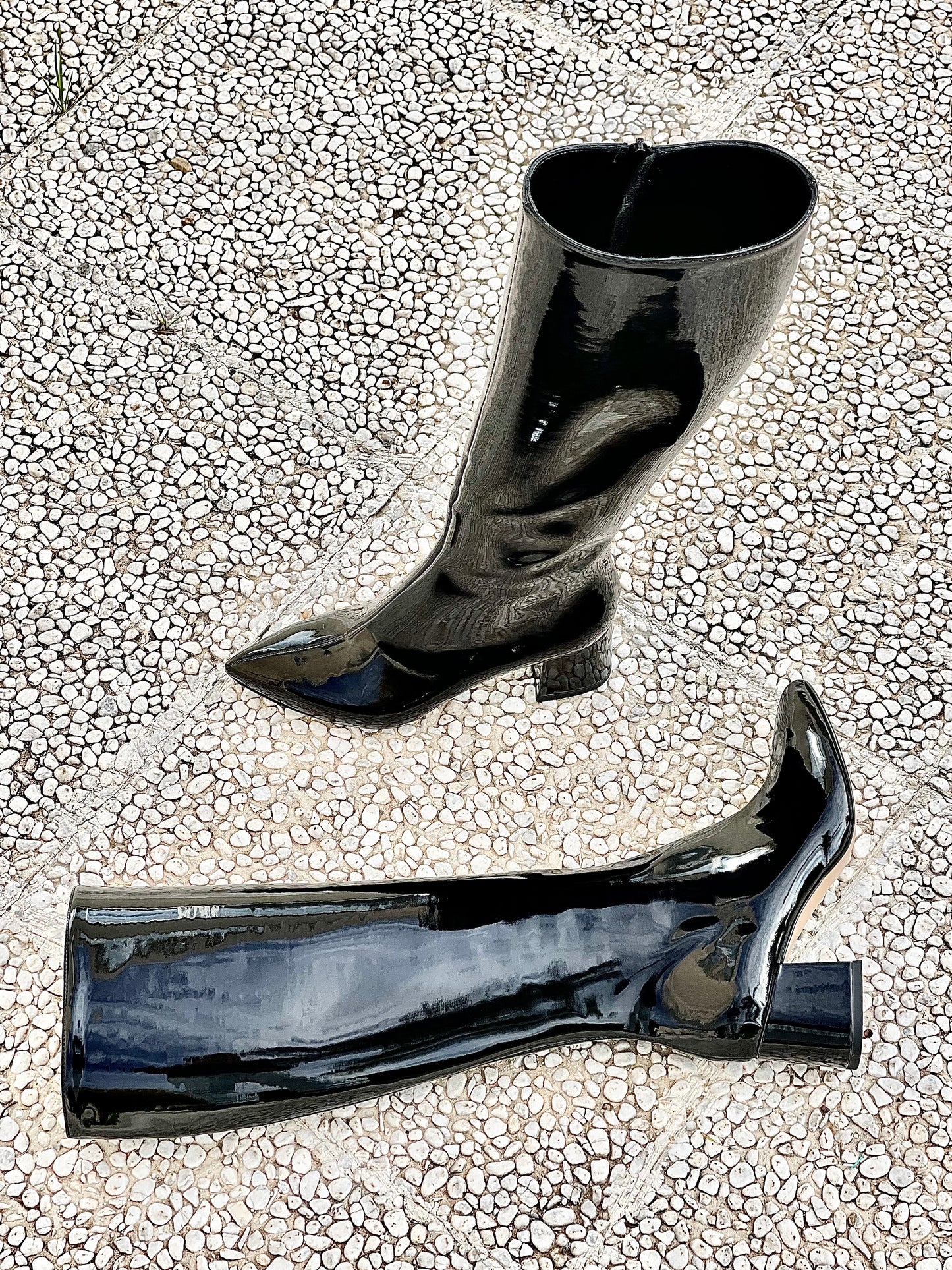 BOLIVIA BLACK PAINT