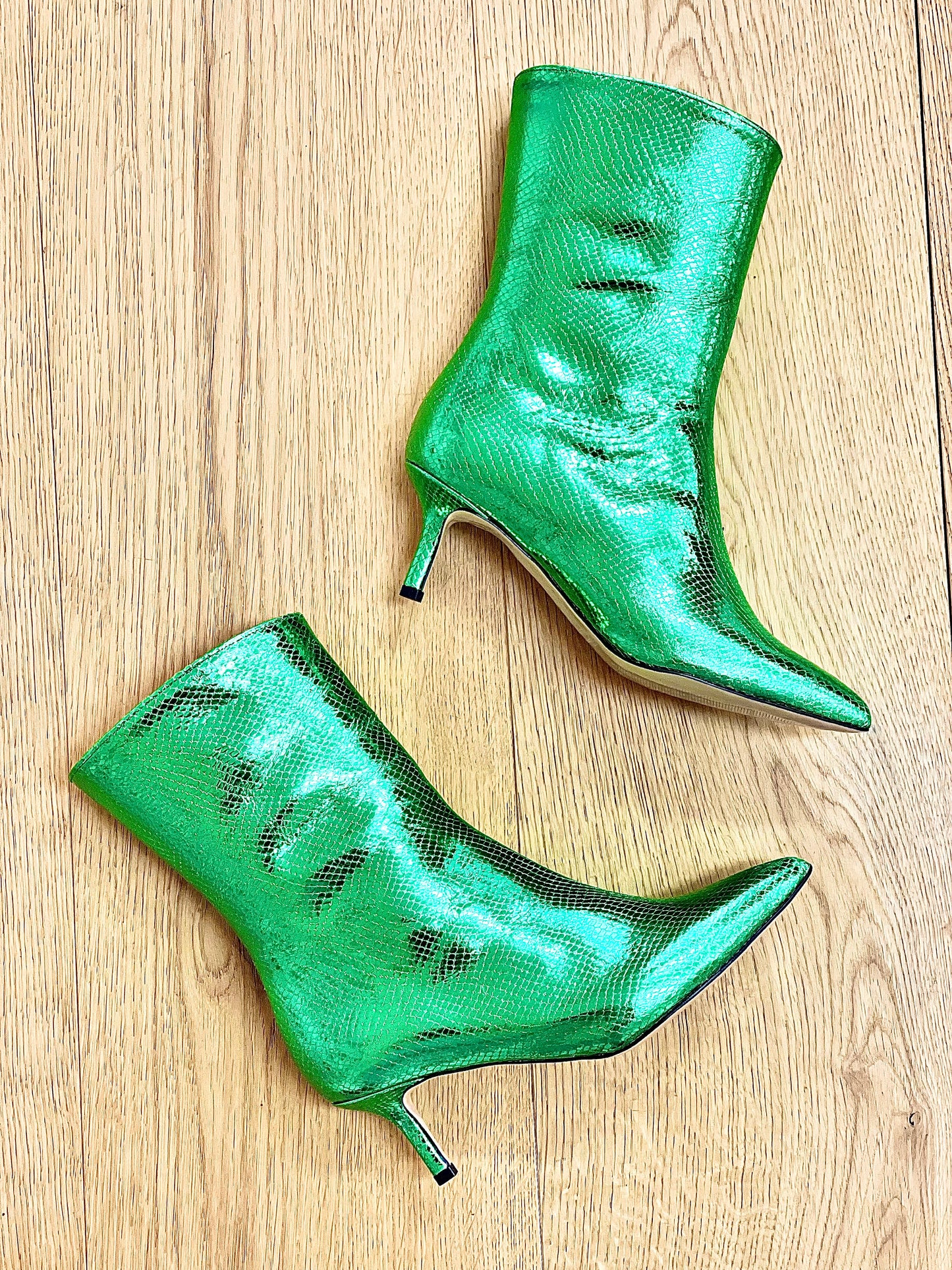 GREEN MERLIN