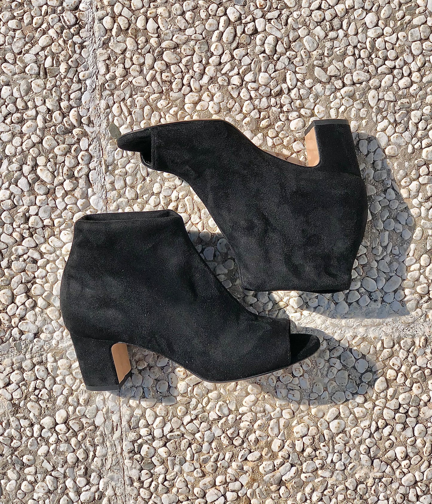 MALAK BLACK SUEDE