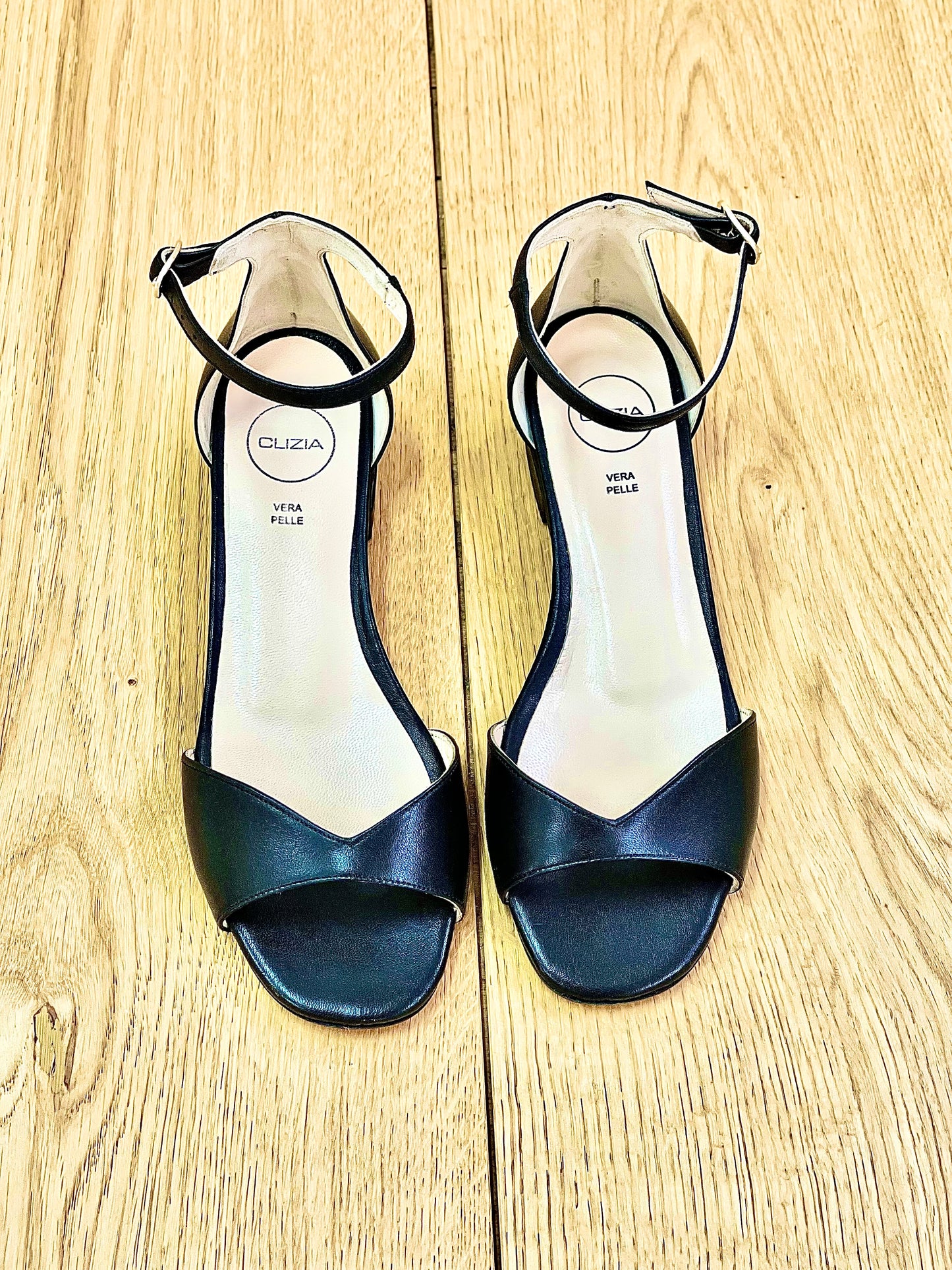 BALI BLACK