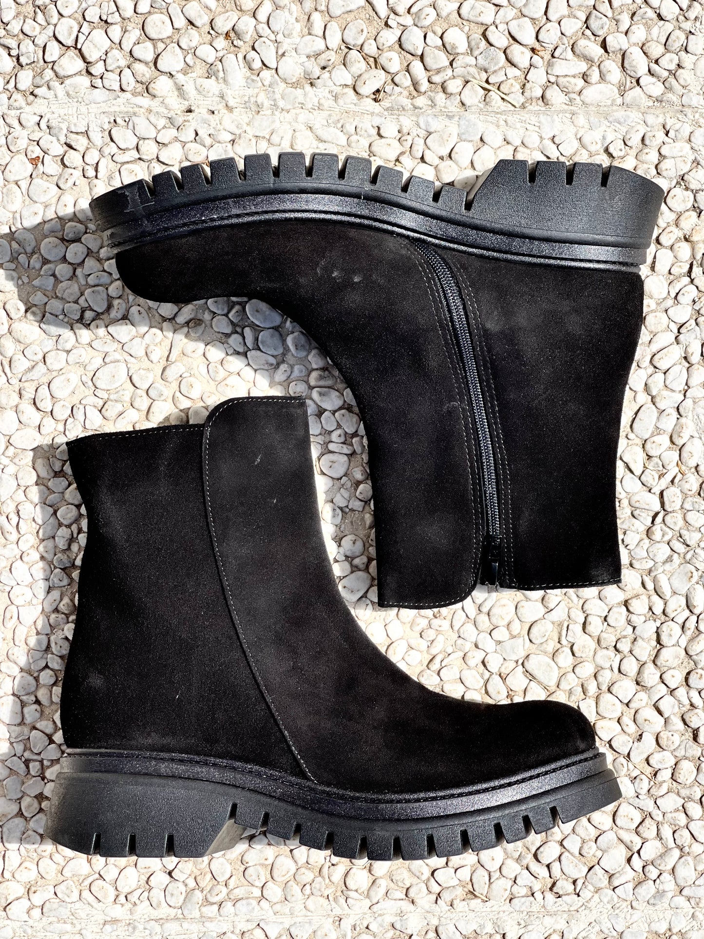 JIL BLACK SUEDE