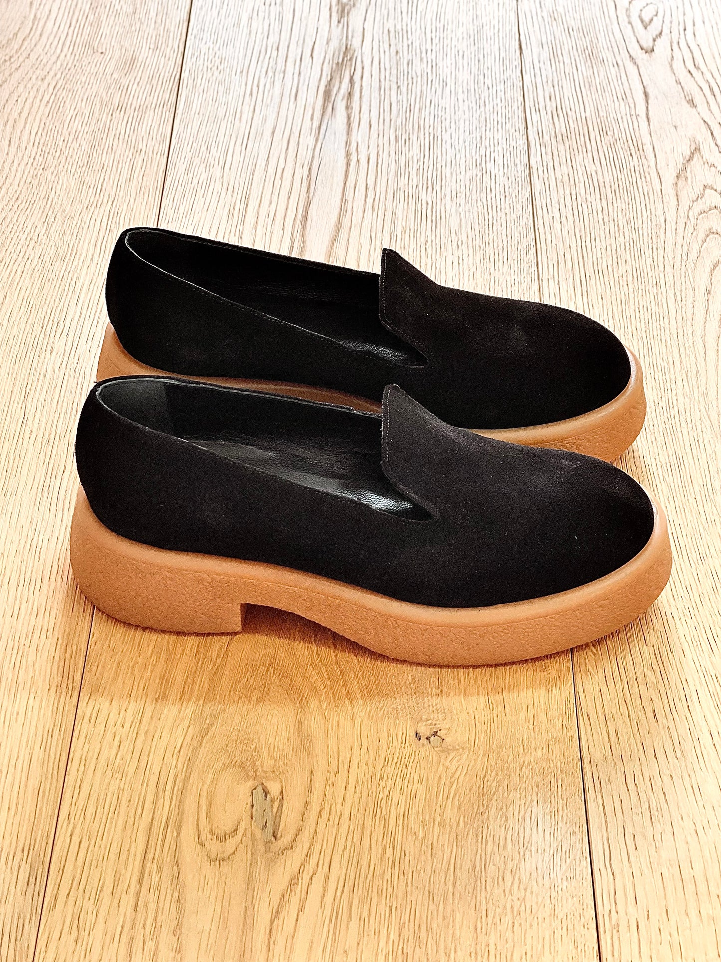 BLACK SUEDE ZENO