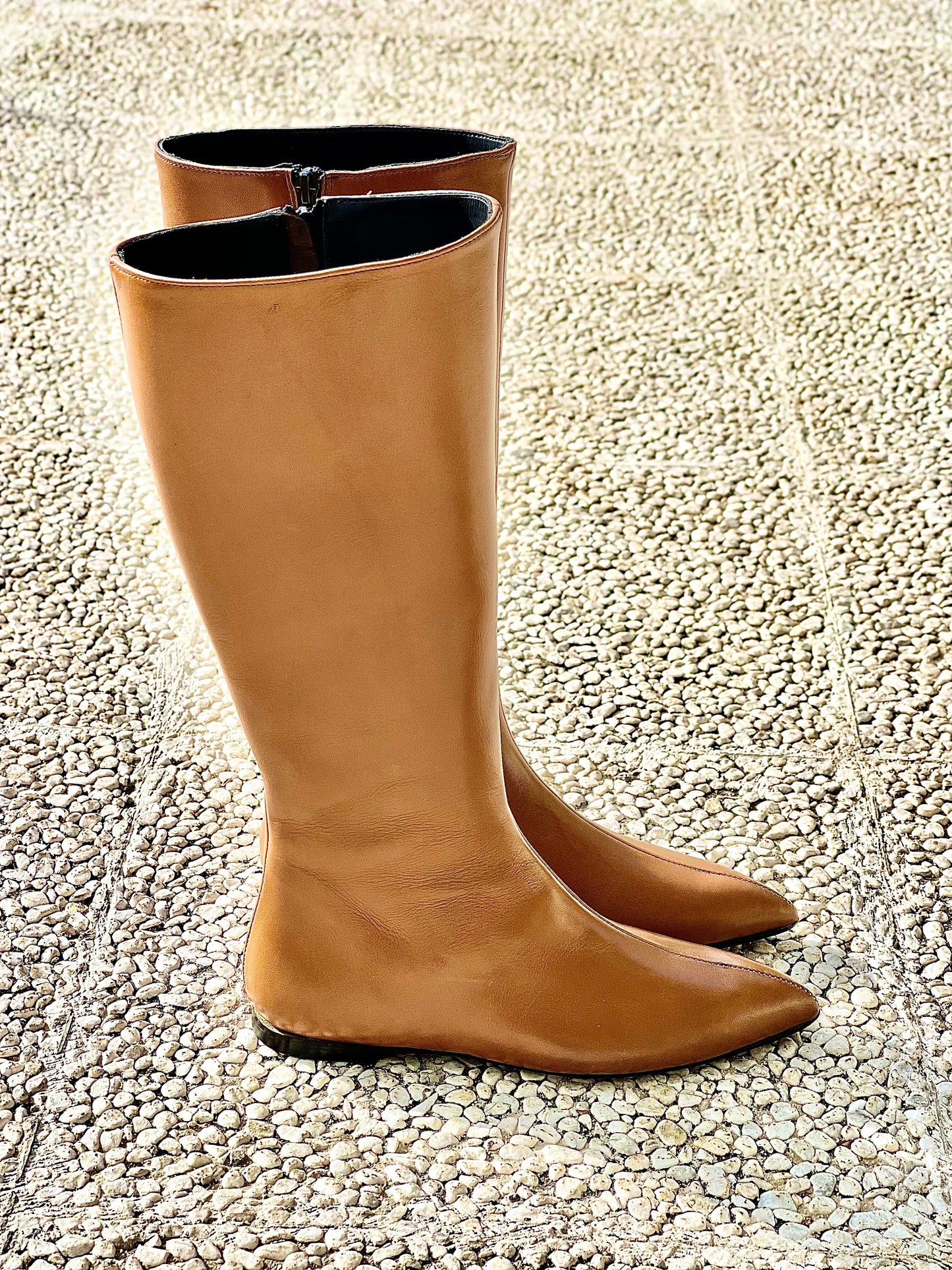 PETER LEATHER LEATHER
