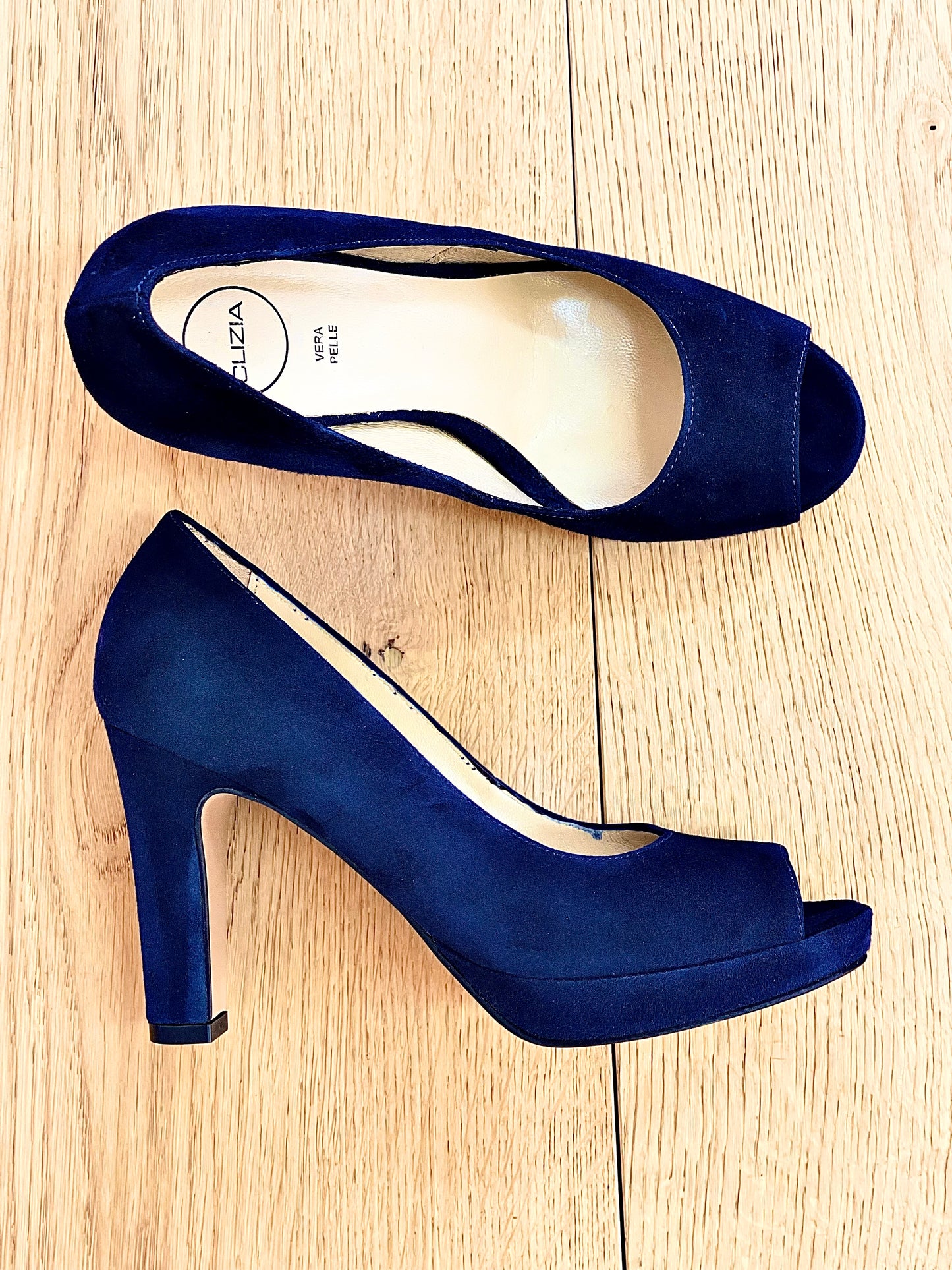 IRINA BLUE SUEDE