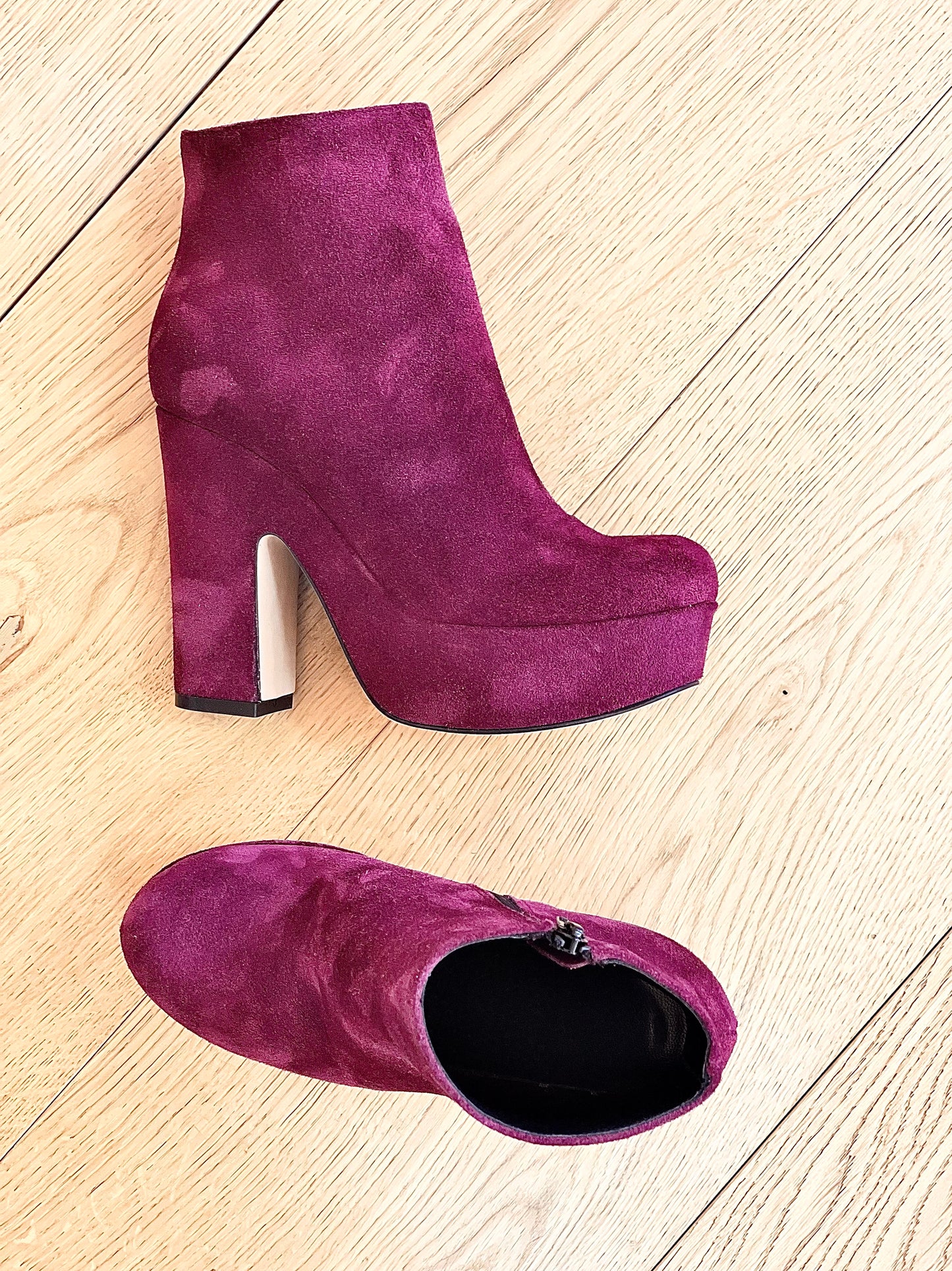 TURAN BURGUNDY SUEDE