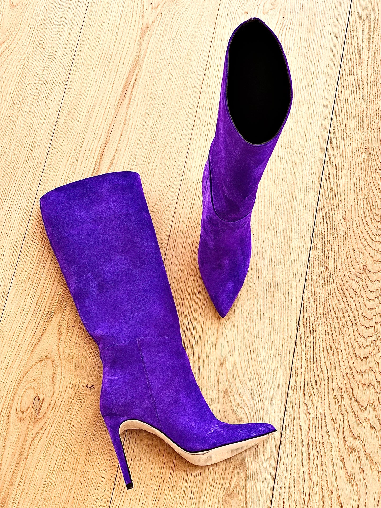 MAYA PURPLE SUEDE