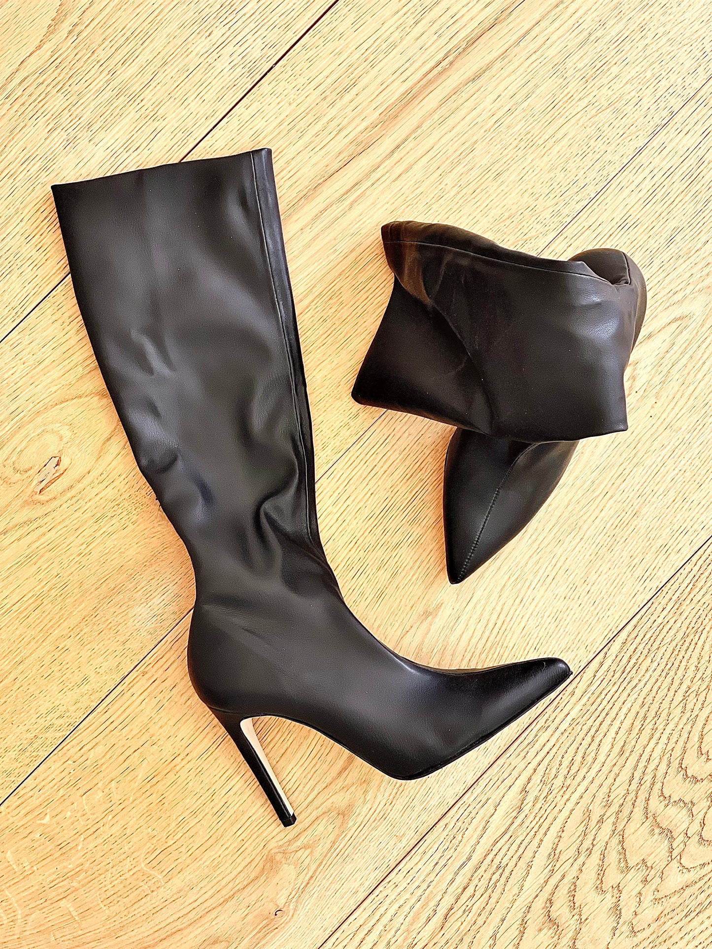 ESTER LEATHER BLACK
