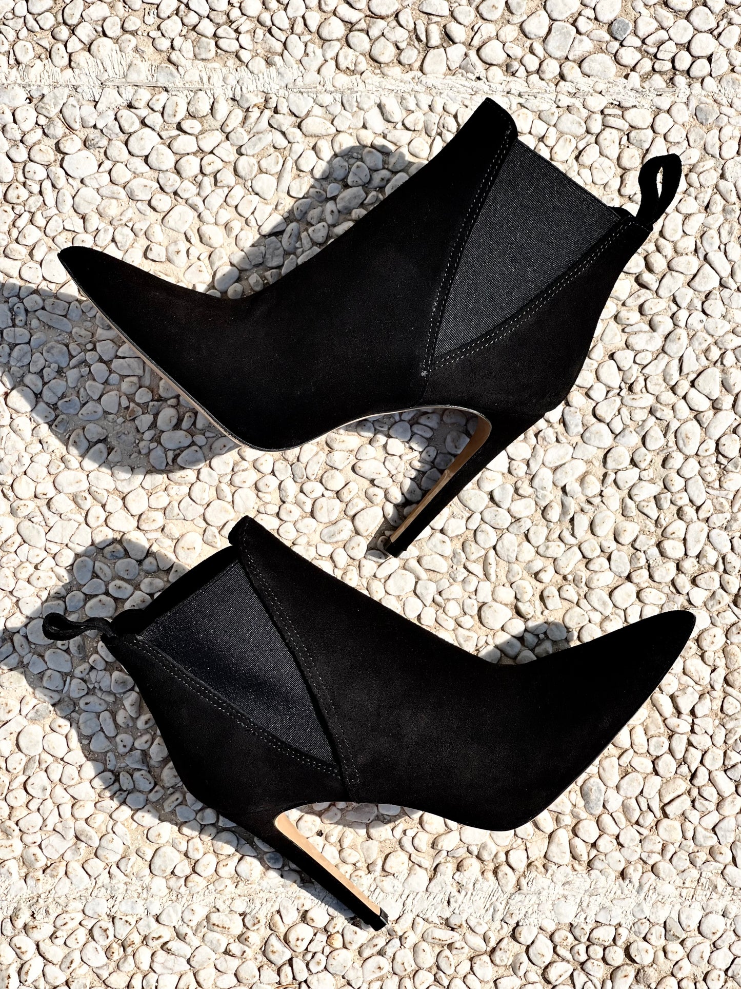 GRETA BLACK SUEDE