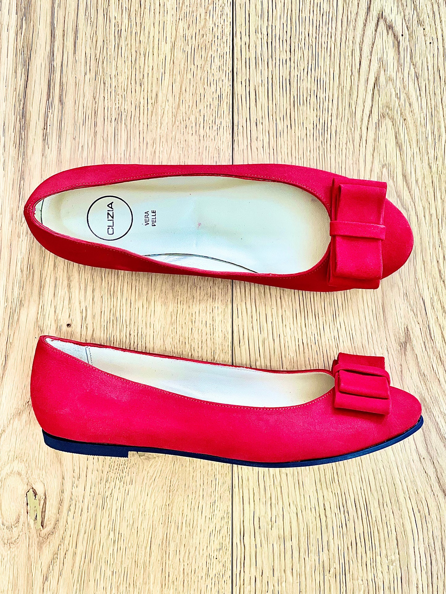 KENDRA RED SUEDE