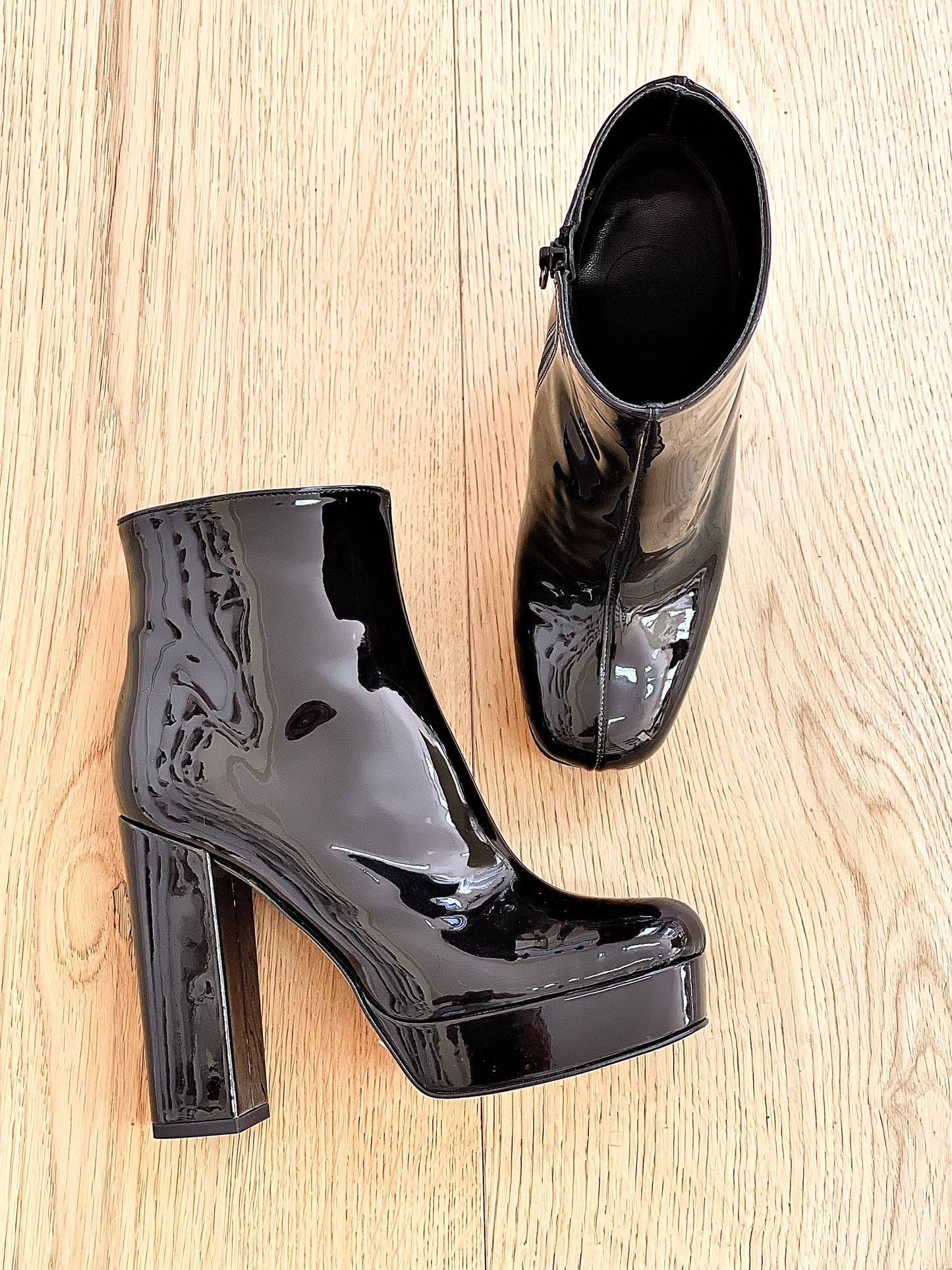 DETROIT BLACK PATENT LEATHER