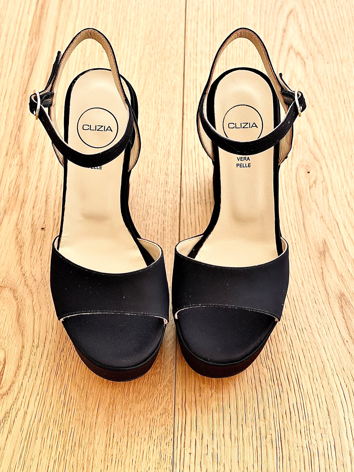 ANITA BLACK SATIN