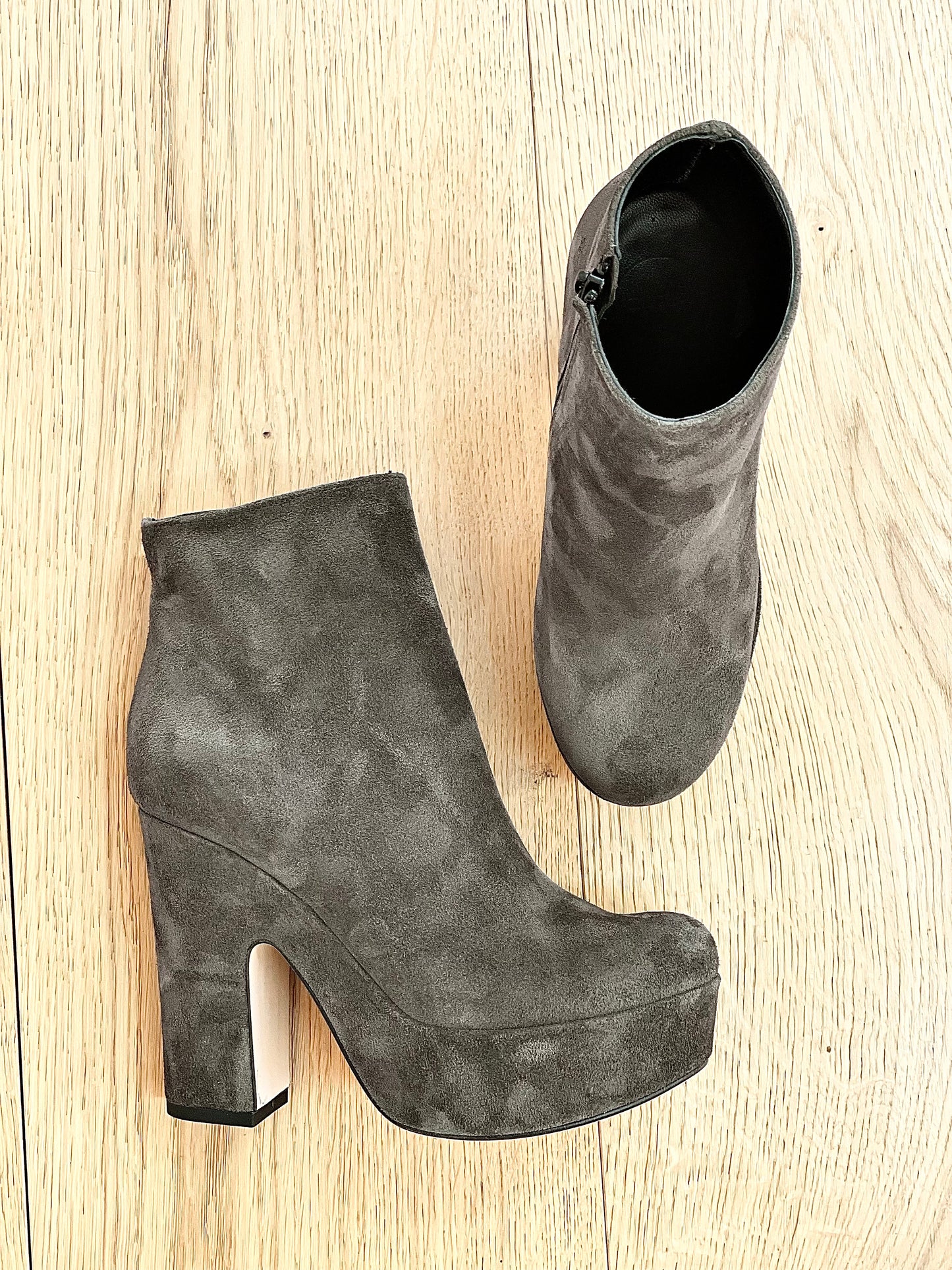 TURAN SUEDE KHAKI