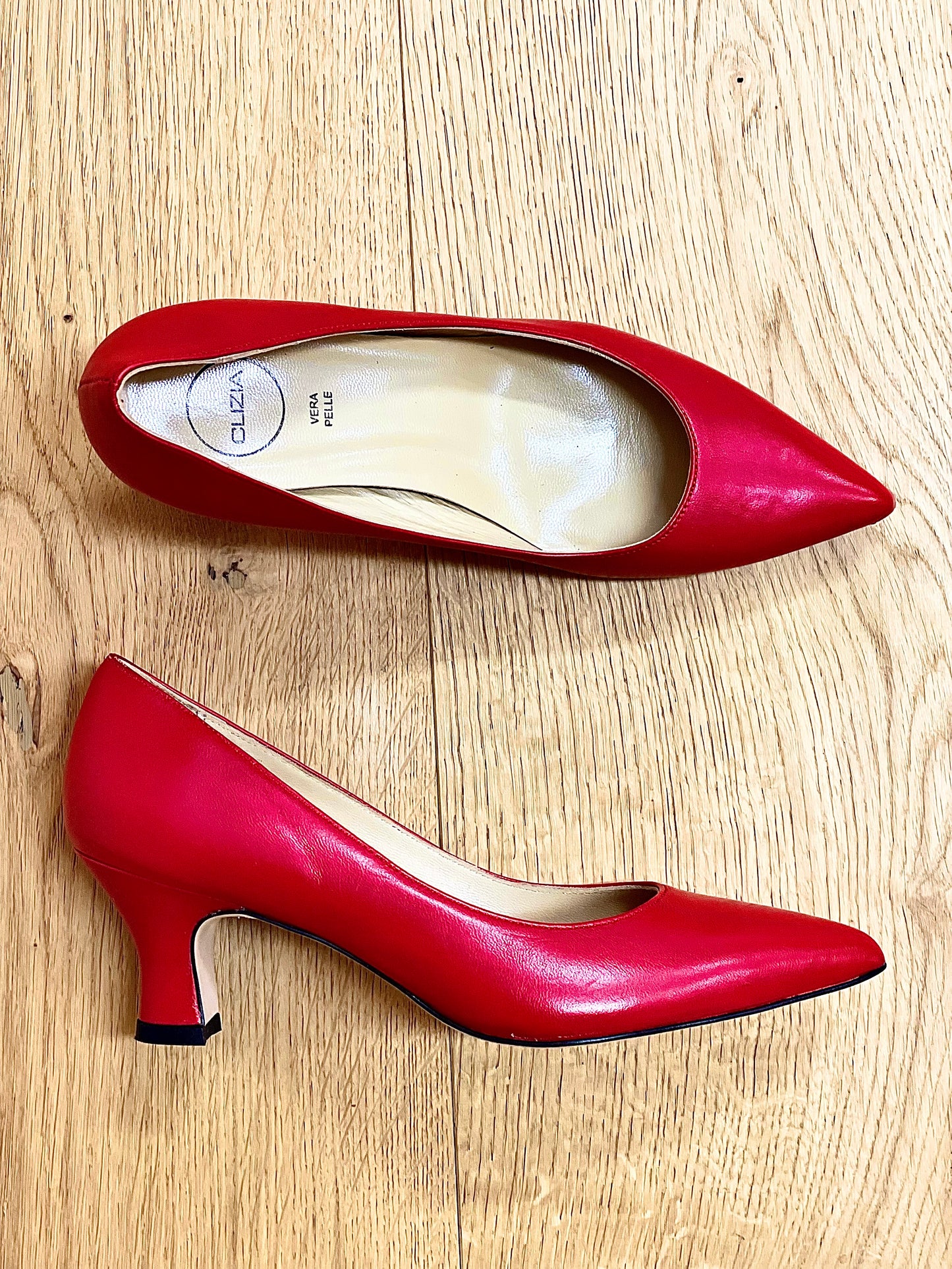 DANCE LEATHER RED