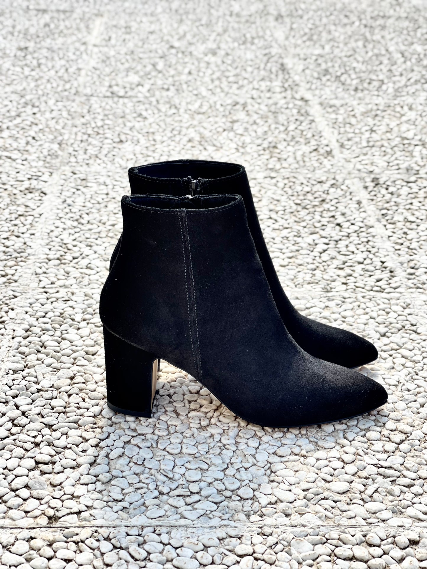 GEMINI BLACK SUEDE