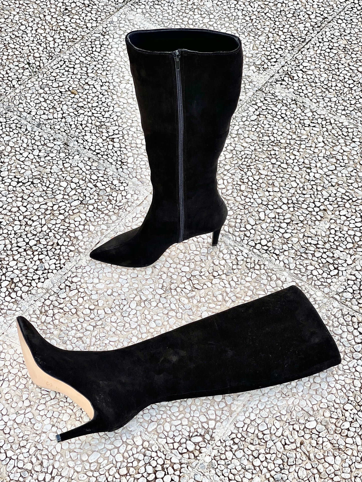 MADRID BLACK SUEDE