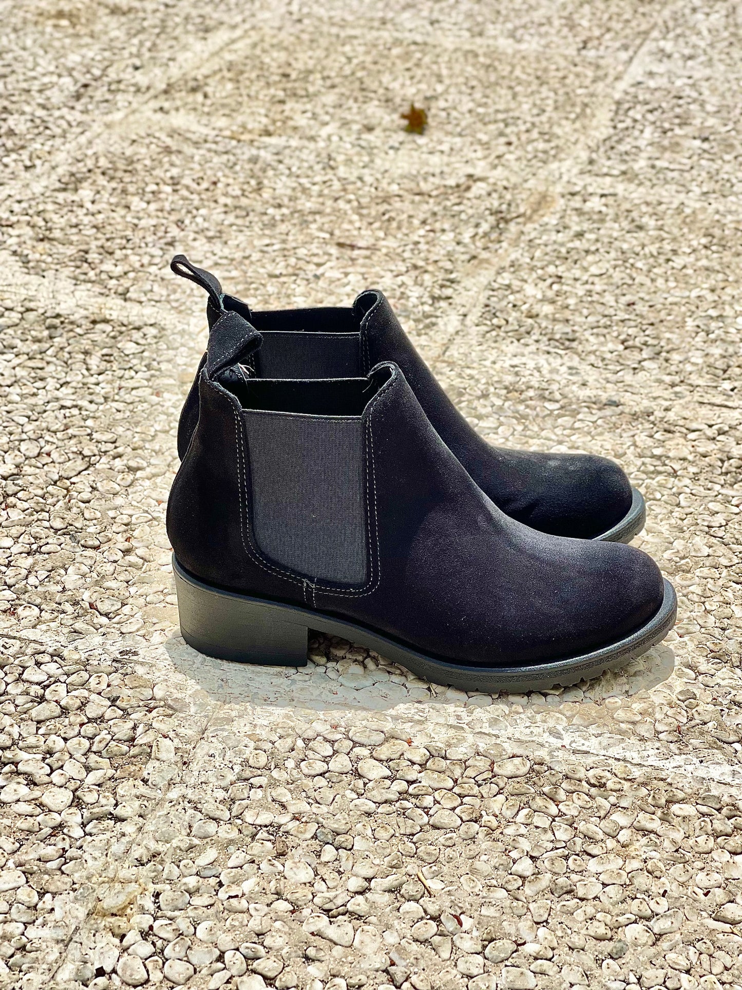 KEN BLACK SUEDE