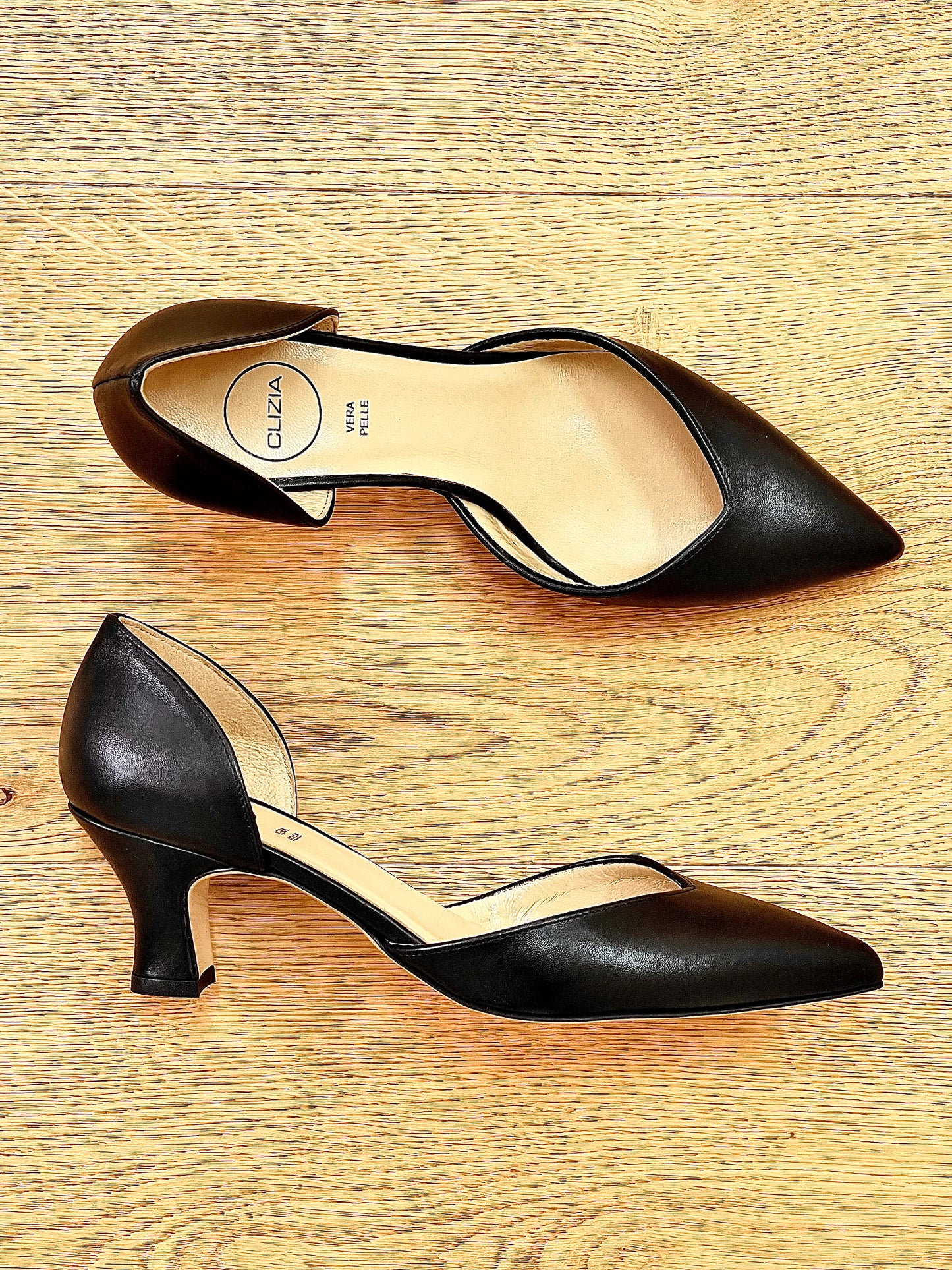ALDA BLACK LEATHER