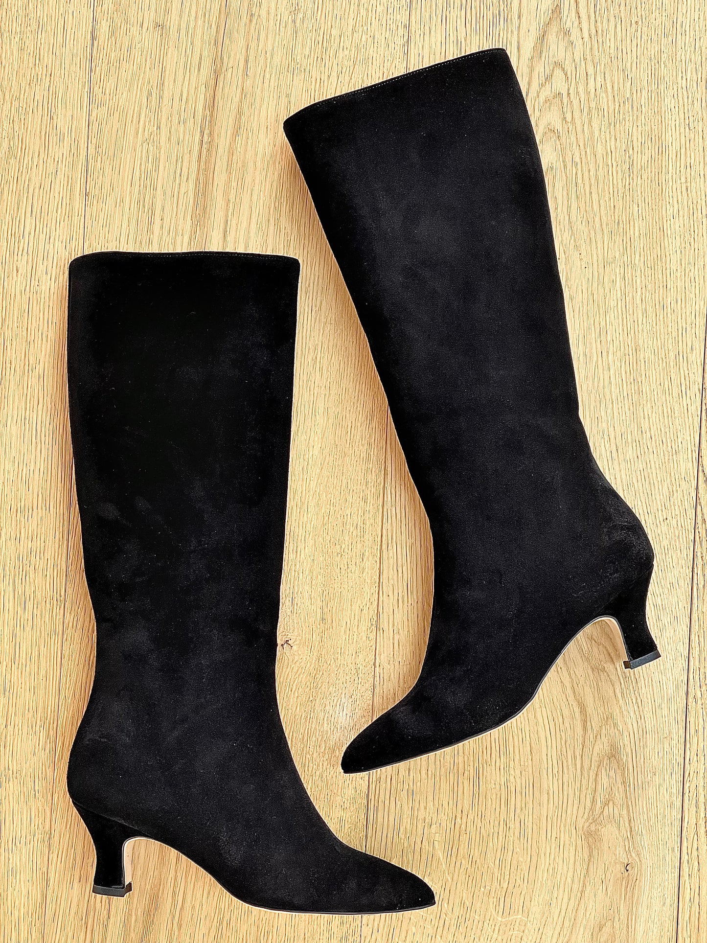 BLACK SUEDE MAGELLAN