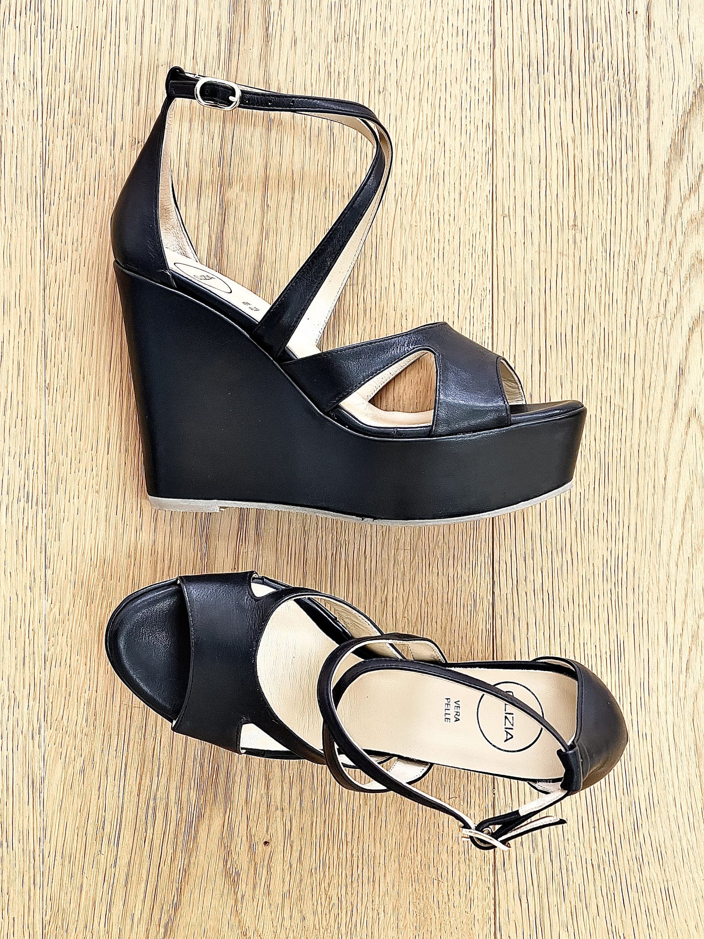 KATIA LEATHER BLACK