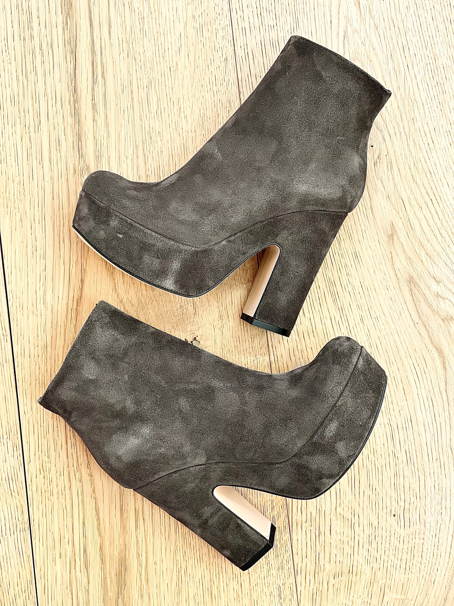 TURAN SUEDE KHAKI
