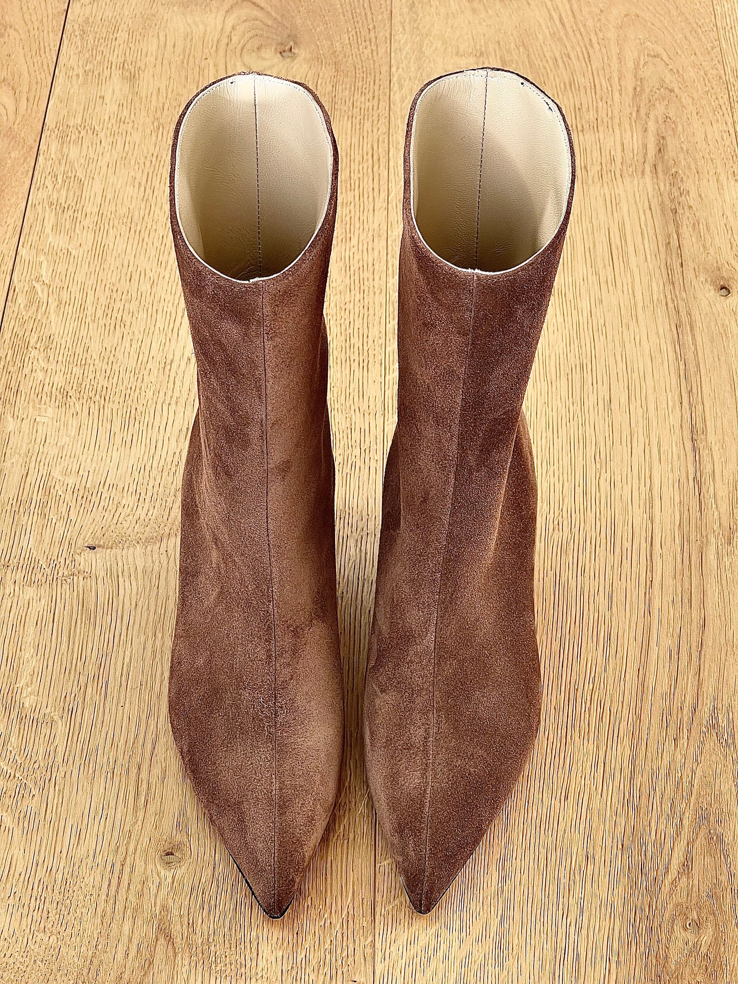 COGNAC SUEDE SANTIAGO