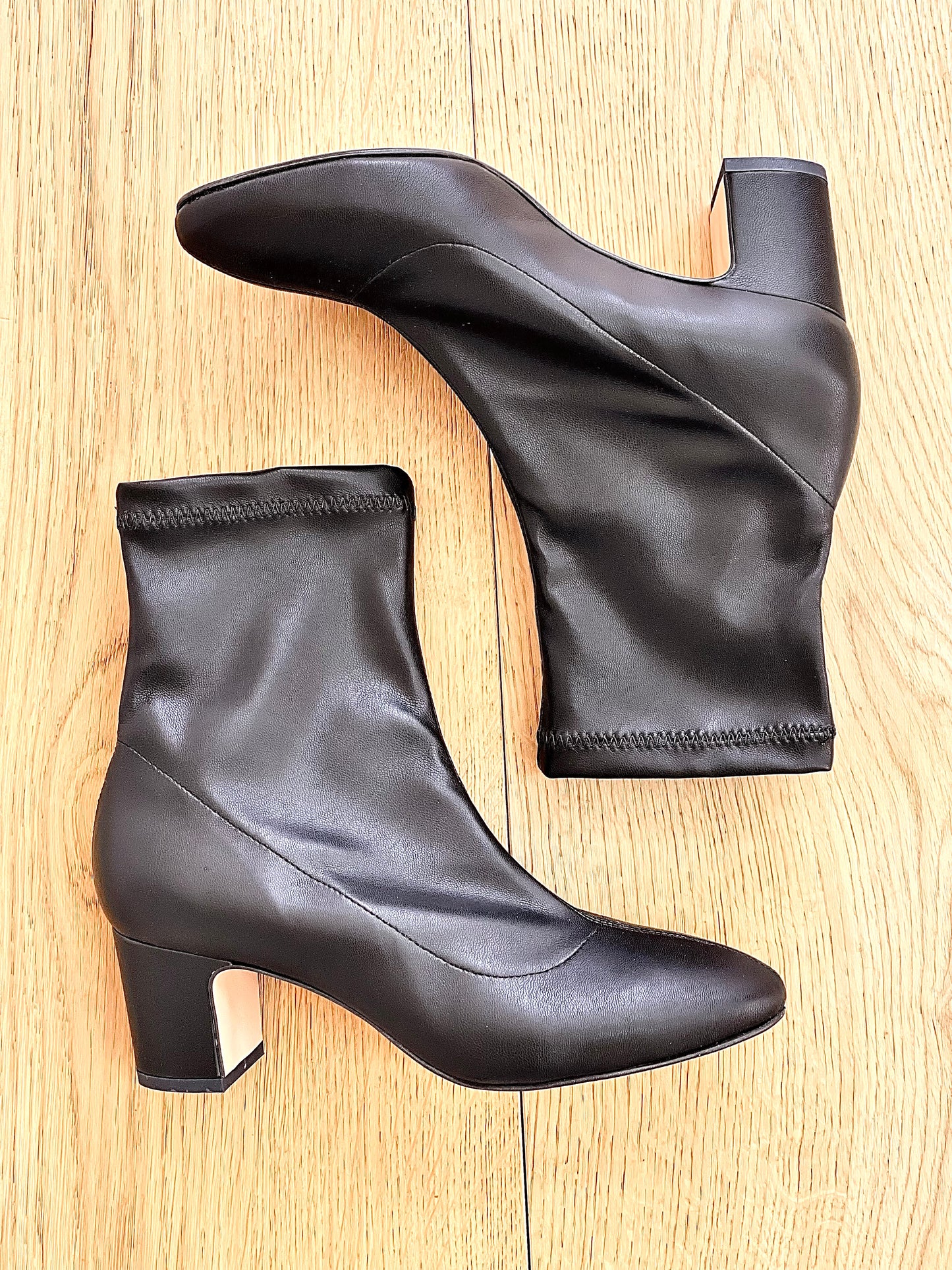 GENERATION BLACK LEATHER