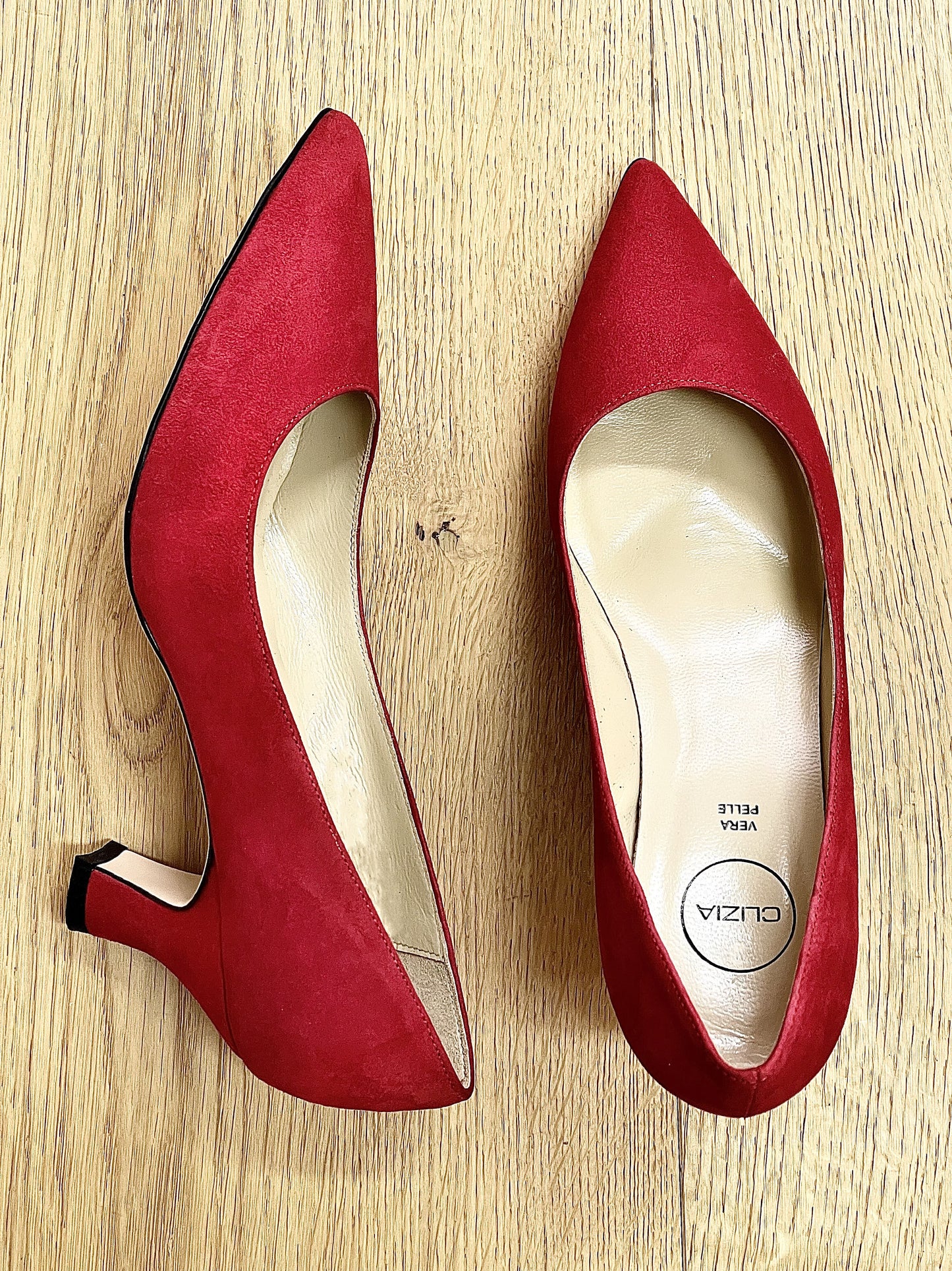 DANCE RED SUEDE