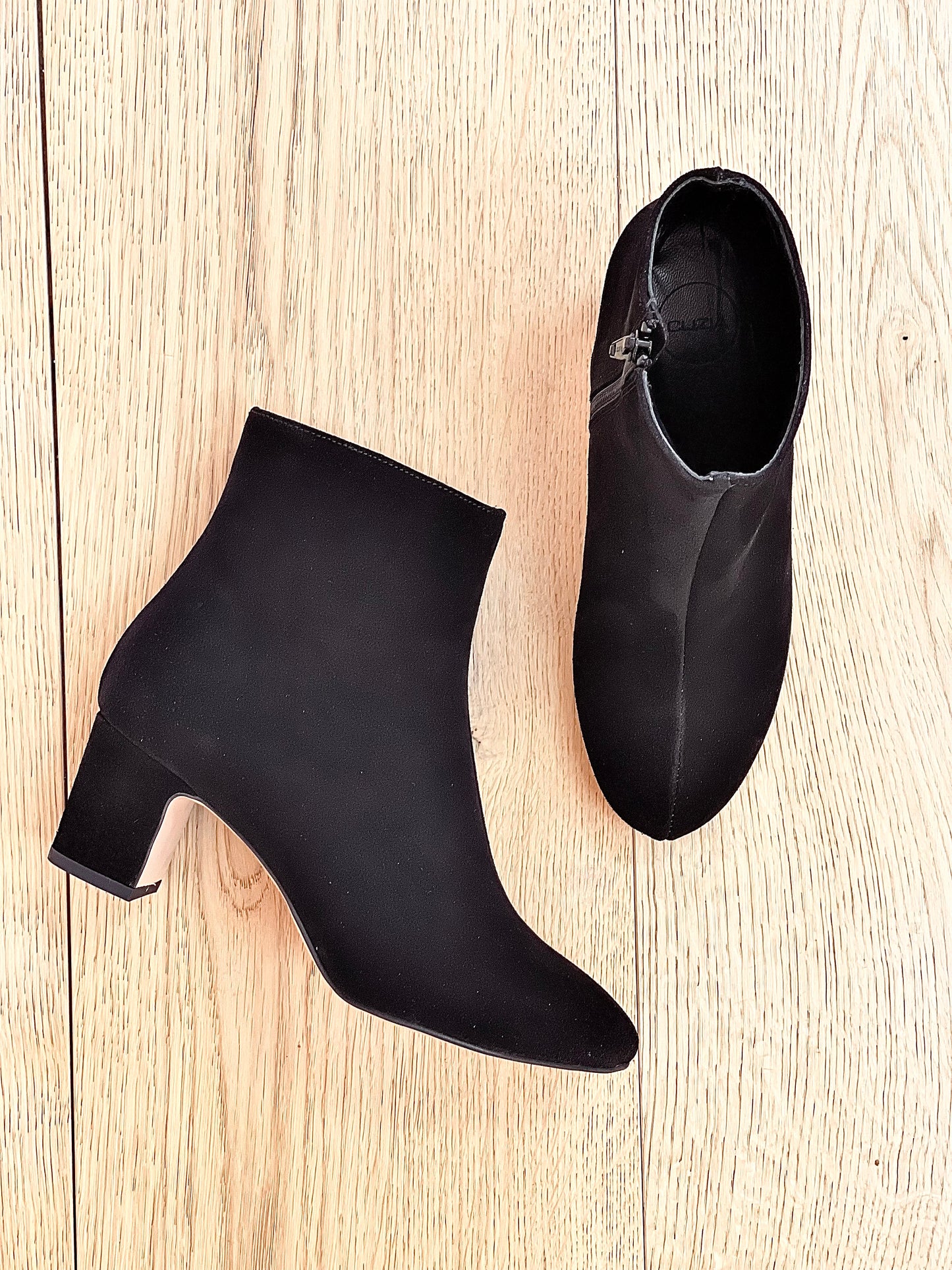 BLACK SUEDE LUCAS