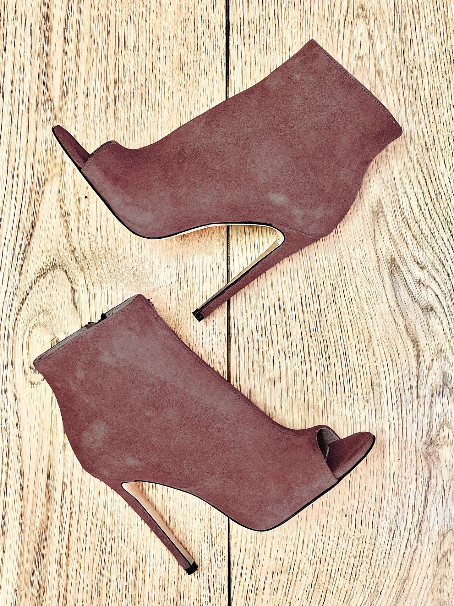 PARIS BROWN SUEDE