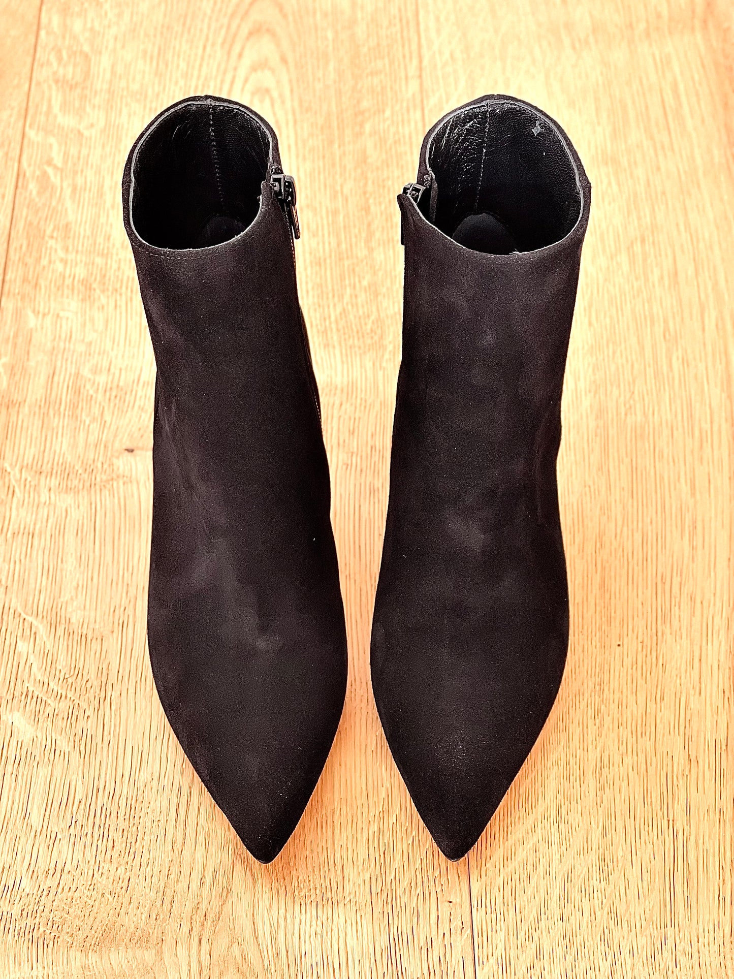 BLACK SUEDE KAORI