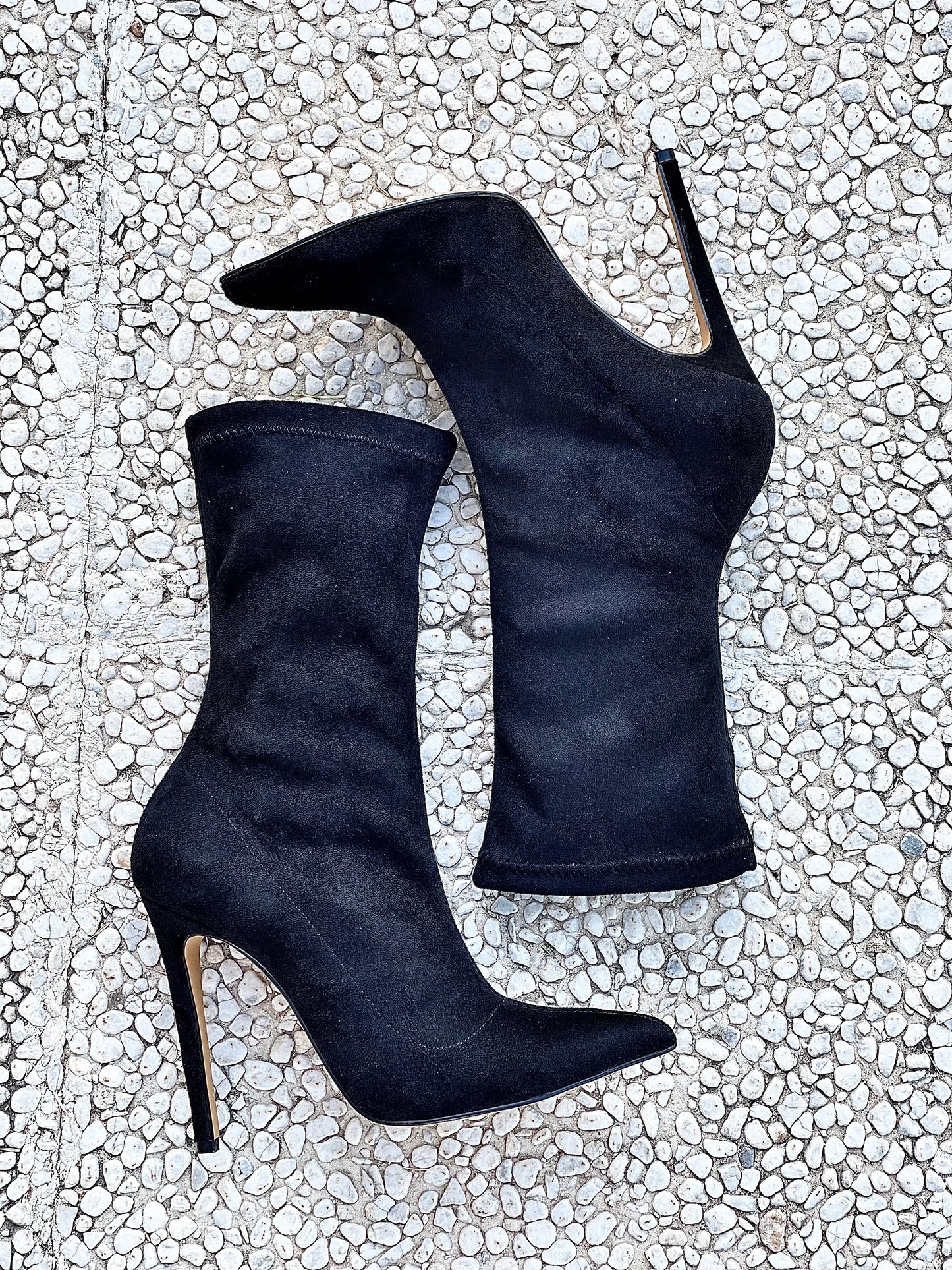 ELENOIRE SUEDE BLACK