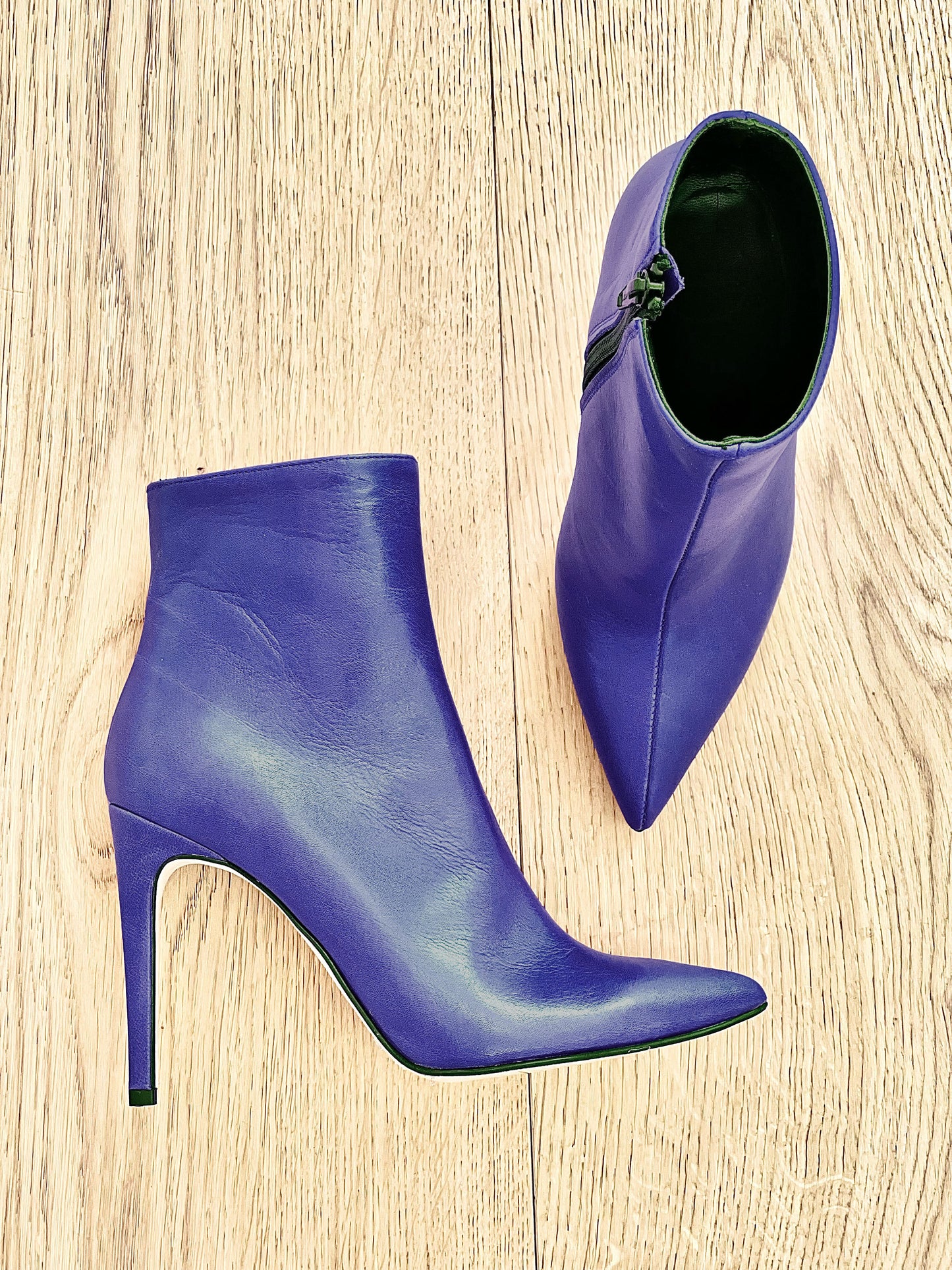 BORN BLUE LEATHER