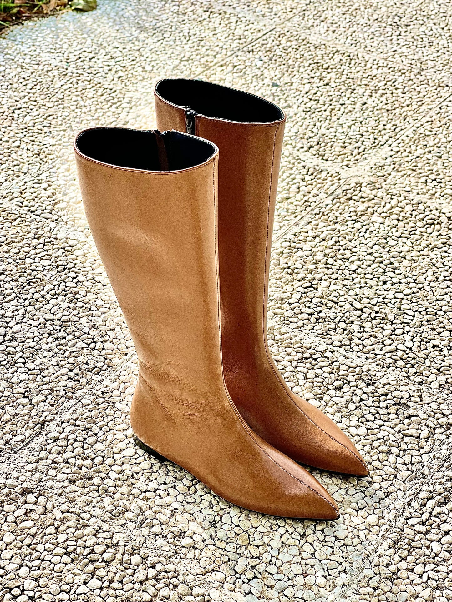 PETER LEATHER LEATHER