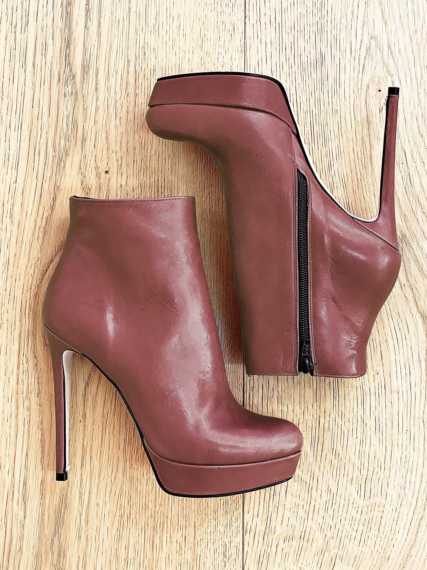 LOREN BROWN LEATHER