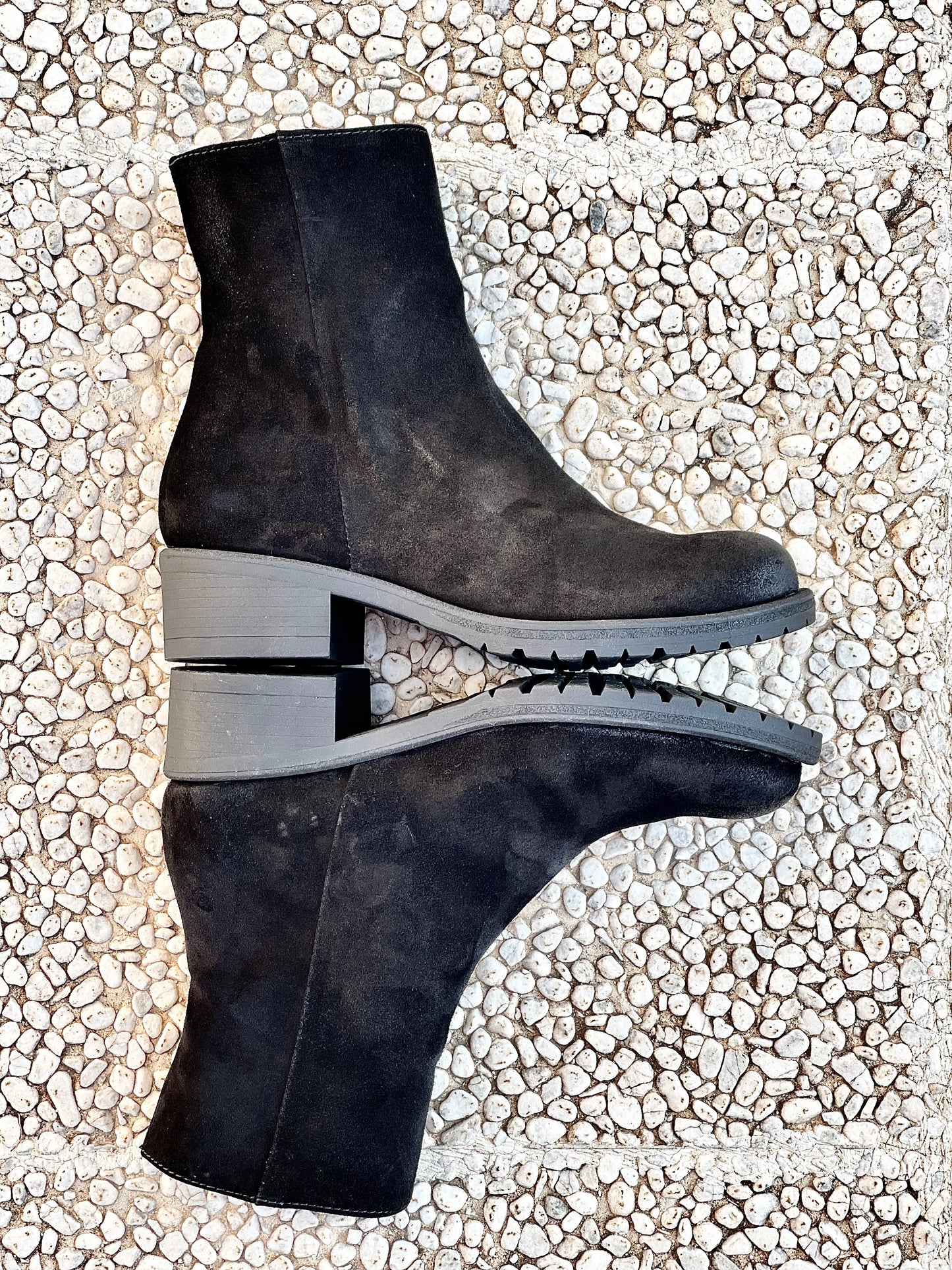 SIRIO BLACK SUEDE